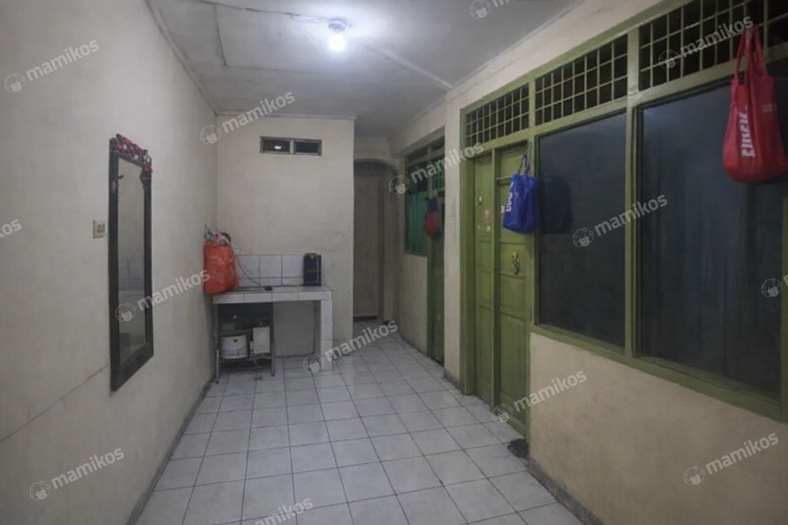 Rumah Sertifikat SHM 7 Kamar Tidur 4 Kamar Mandi Kebon Jeruk Jakarta Barat - Photo 3