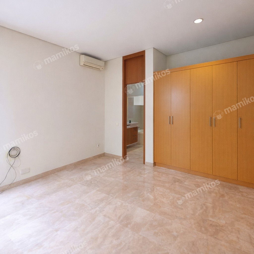 Rumah Sertifikat SHM 5 Kamar Tidur 5 Kamar Mandi Kemang Jakarta Selatan - Photo 5