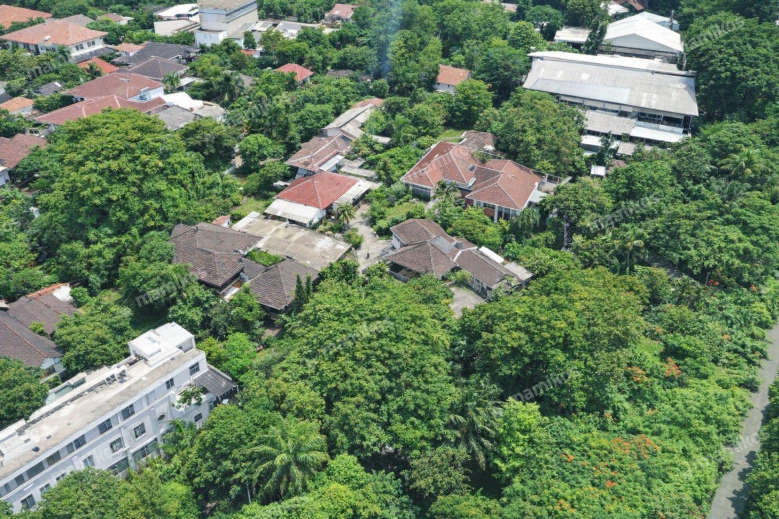 Rumah Sertifikat SHM 10 Kamar Tidur 10 Kamar Mandi patra kuningan Jakarta Selatan - Photo 5