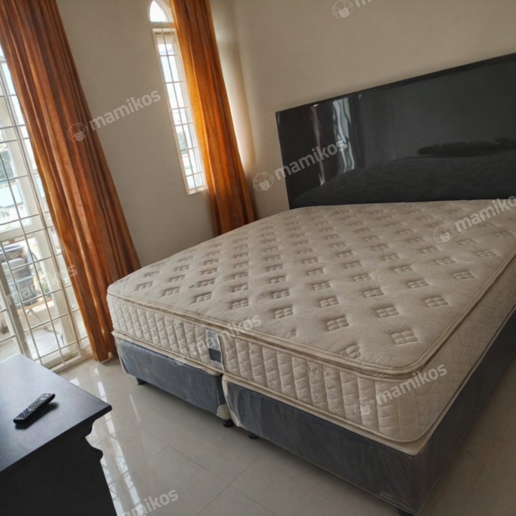 Rumah Sertifikat SHM 3 Kamar Tidur 3 Kamar Mandi Green Lake City Jakarta Barat - Photo 5