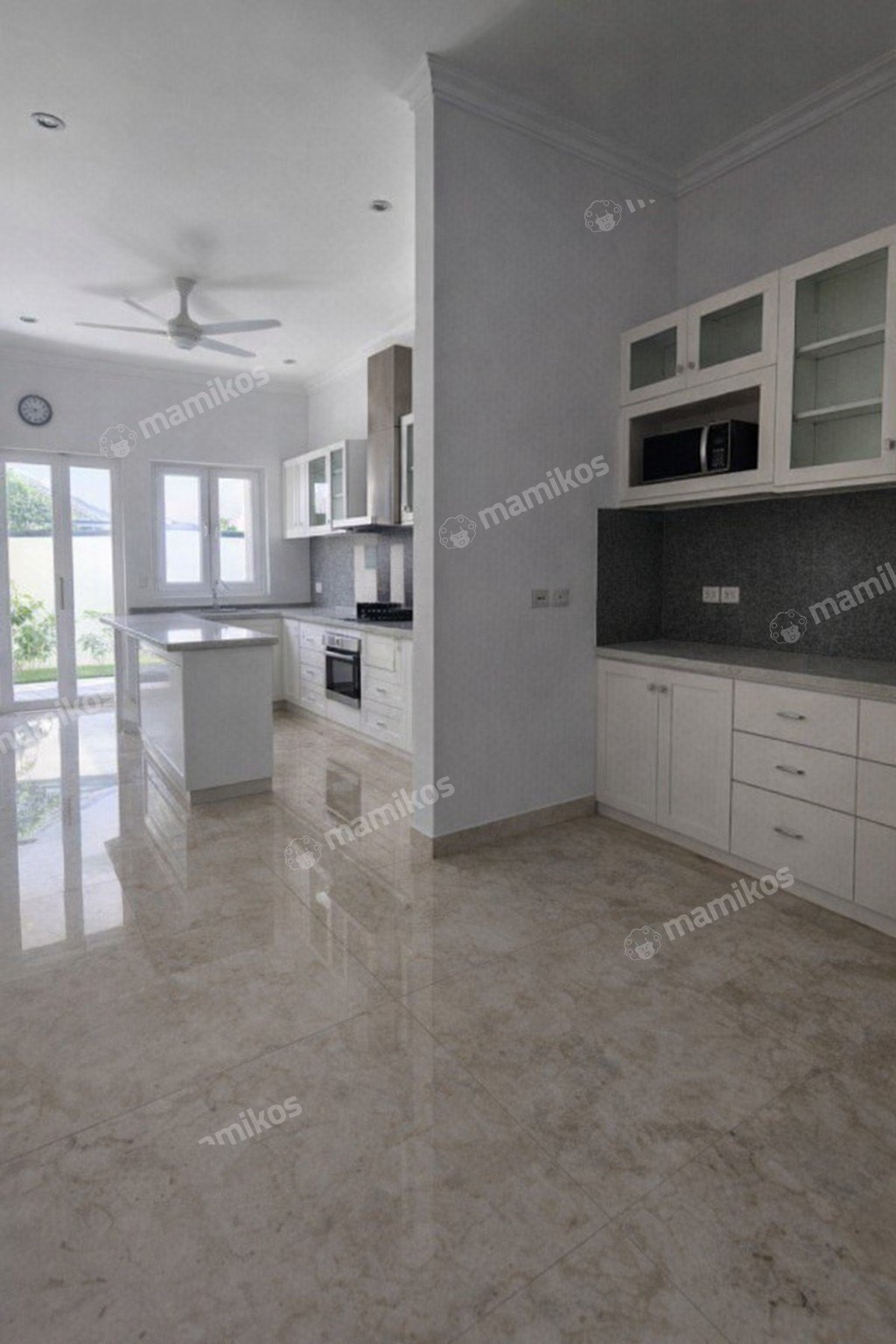 Rumah Sertifikat SHM 5 Kamar Tidur 4 Kamar Mandi Cilandak Jakarta Selatan - Photo 2