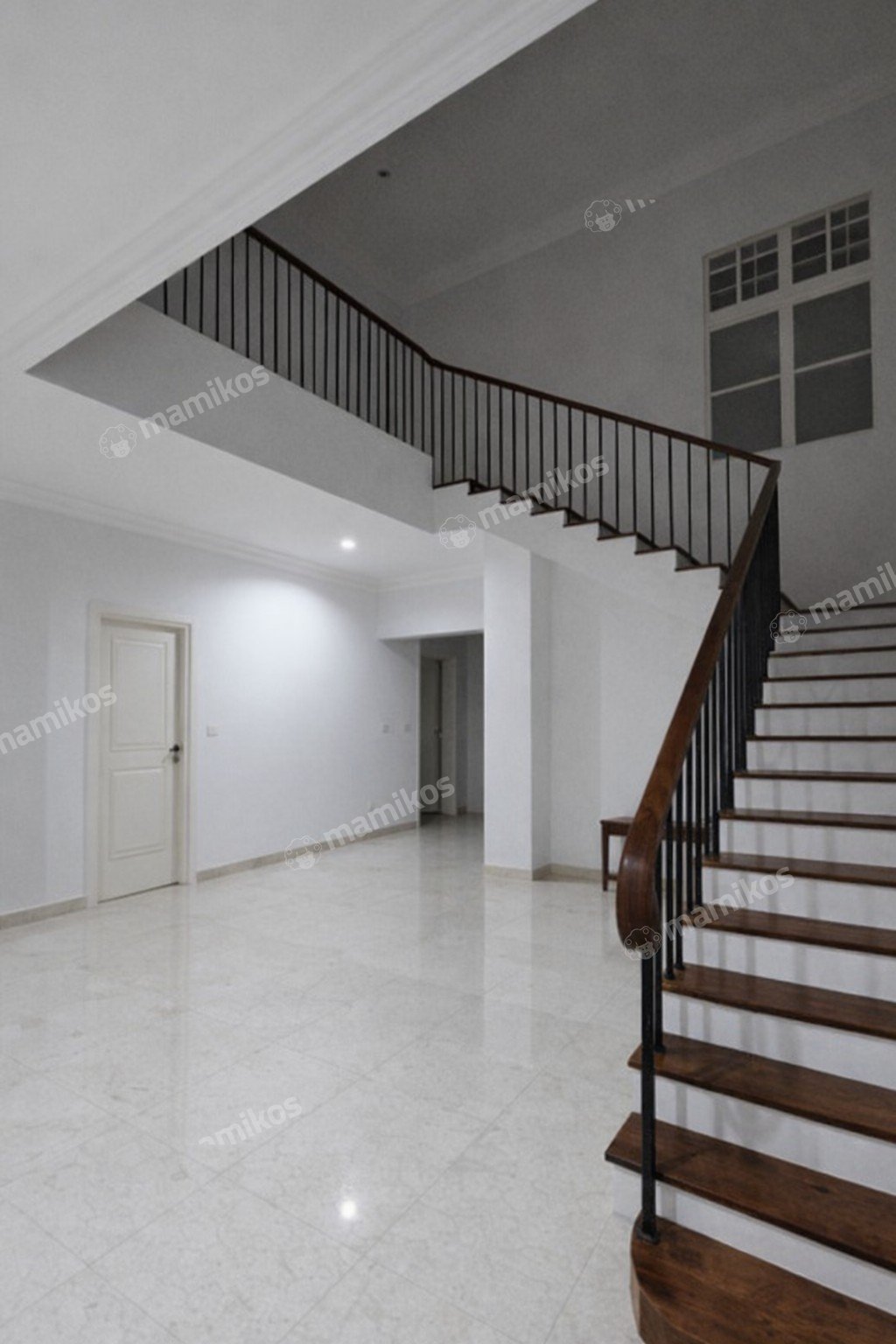 Rumah Sertifikat SHM 5 Kamar Tidur 4 Kamar Mandi Cilandak Jakarta Selatan - Photo 4
