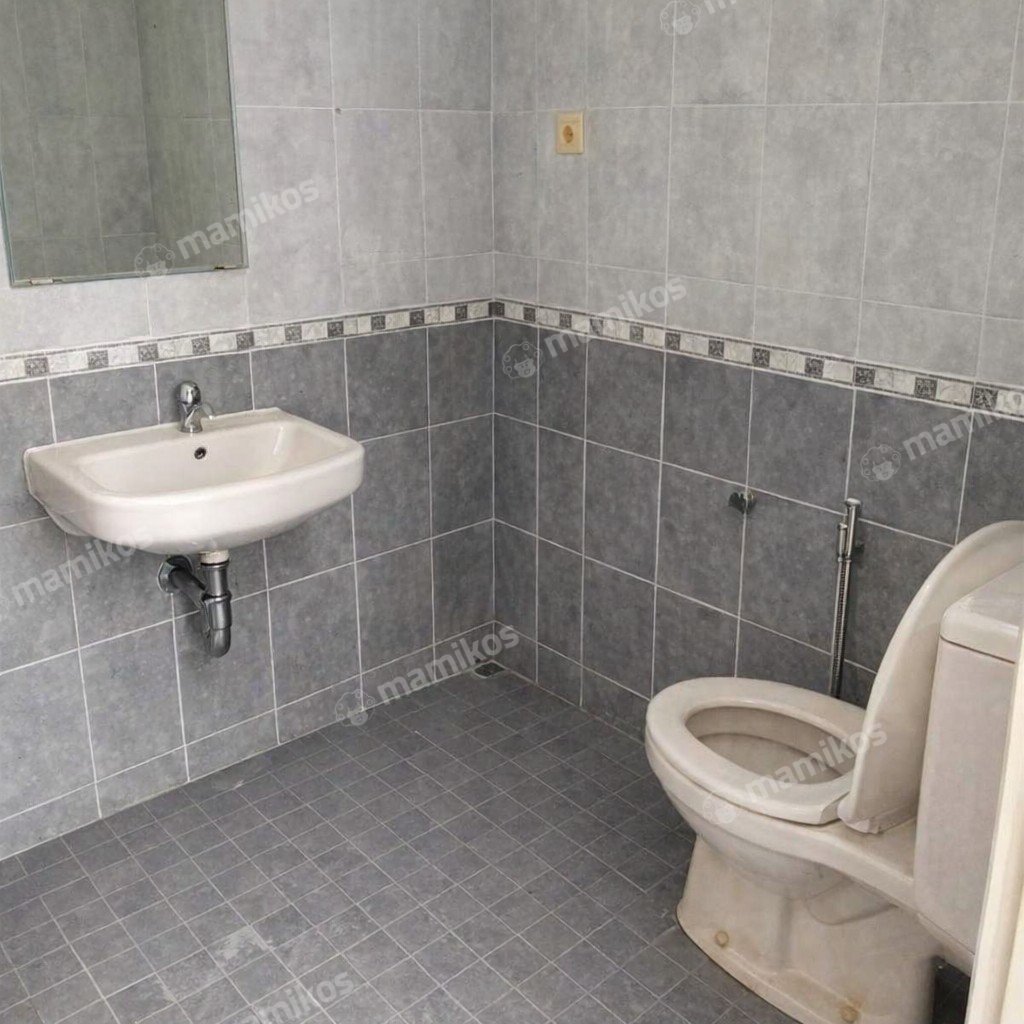 Rumah Sertifikat SHM 3 Kamar Tidur 2 Kamar Mandi Kota Wisata Jakarta Timur - Photo 4