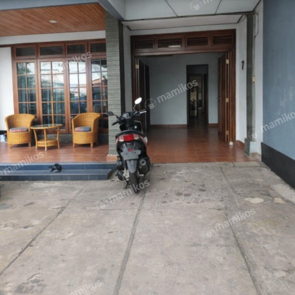 Rumah 10 Kamar Tidur 7 Kamar Mandi 2 Lantai Pesanggrahan Jakarta Selatan - Photo 4