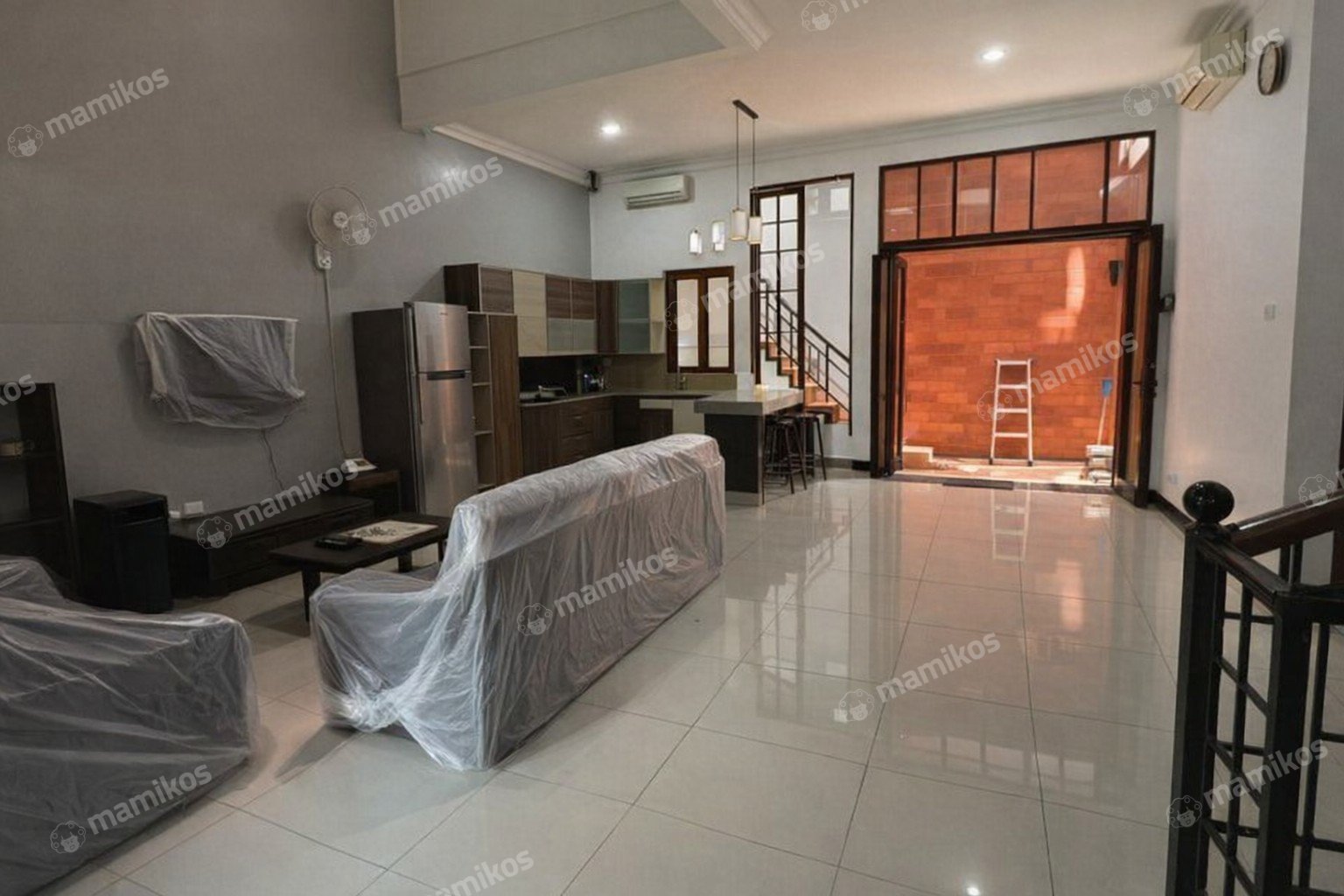 Rumah Sertifikat SHM 5 Kamar Tidur 3 Kamar Mandi Kelapa Gading Jakarta Utara