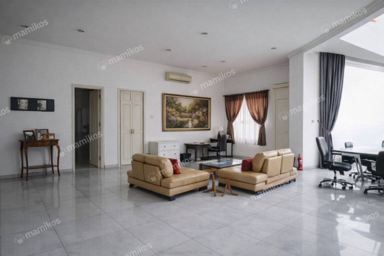 Rumah Sertifikat SHM 4 Kamar Tidur 5 Kamar Mandi Intercon Jakarta Barat - Photo 5