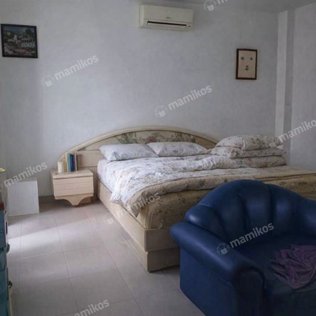 Rumah Sertifikat SHM 5 Kamar Tidur 4 Kamar Mandi Taman Ratu Jakarta Barat - Photo 4