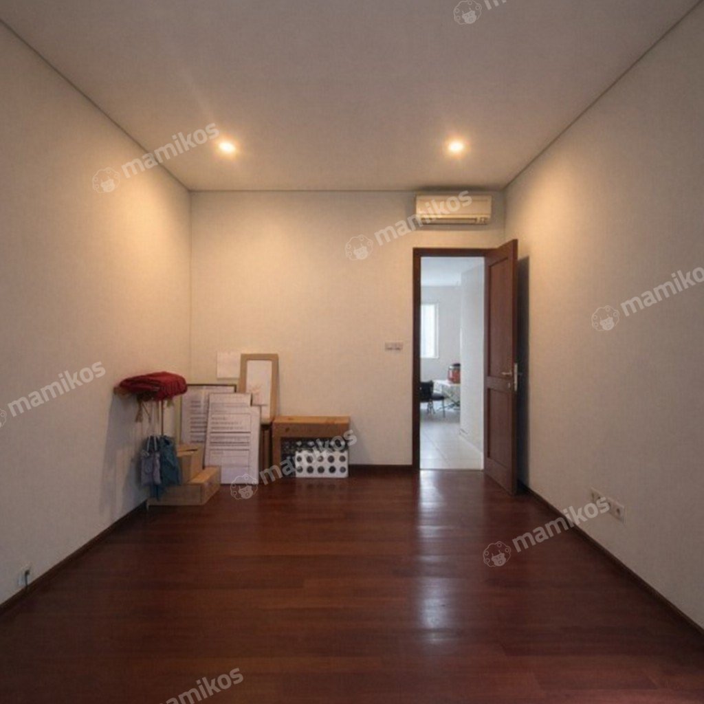Rumah Sertifikat SHM 4 Kamar Tidur 3 Kamar Mandi Kebayoran Baru Jakarta Selatan - Photo 4
