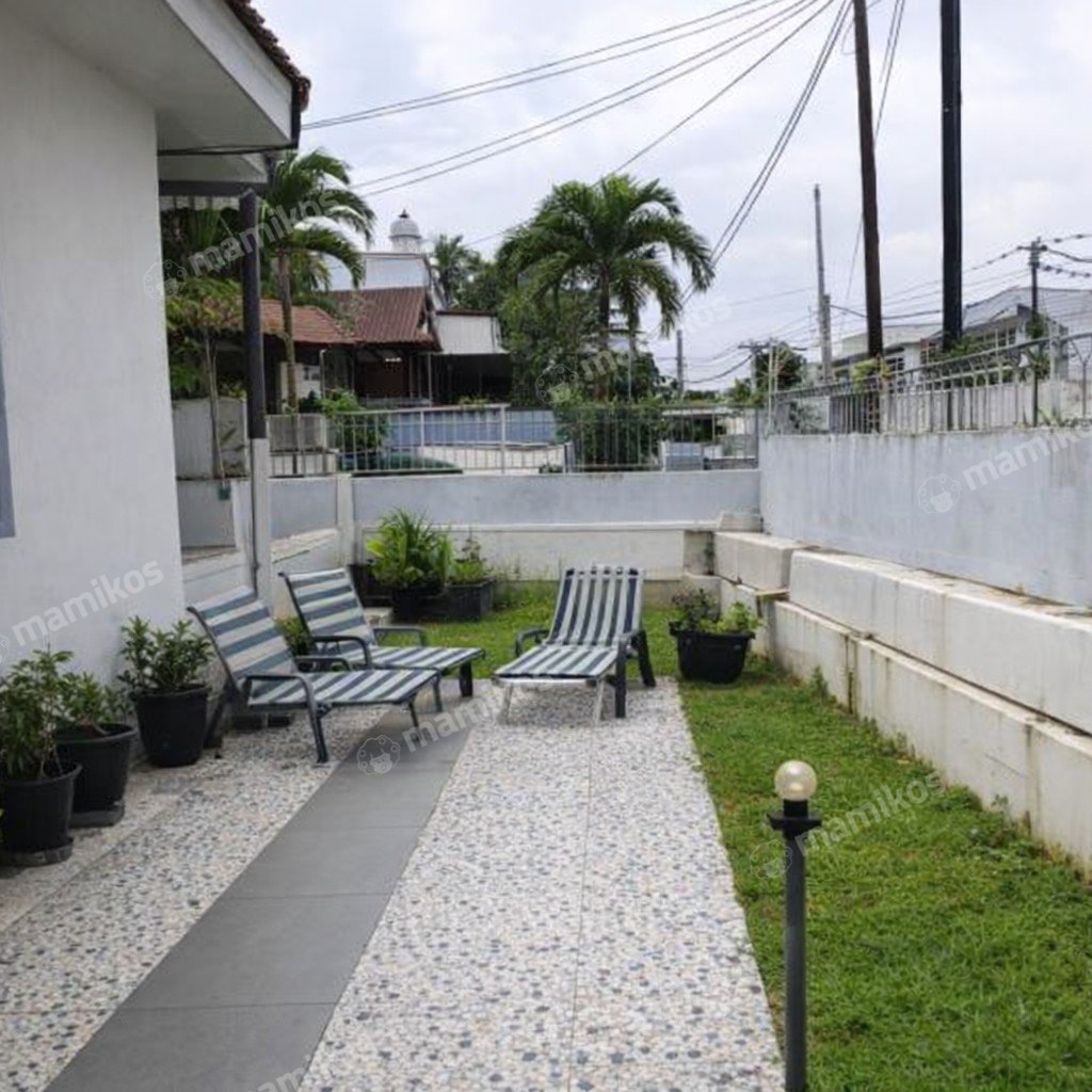 Rumah Sertifikat SHM 7 Kamar Tidur 3 Kamar Mandi Pulo Gadung Jakarta Timur - Photo 4