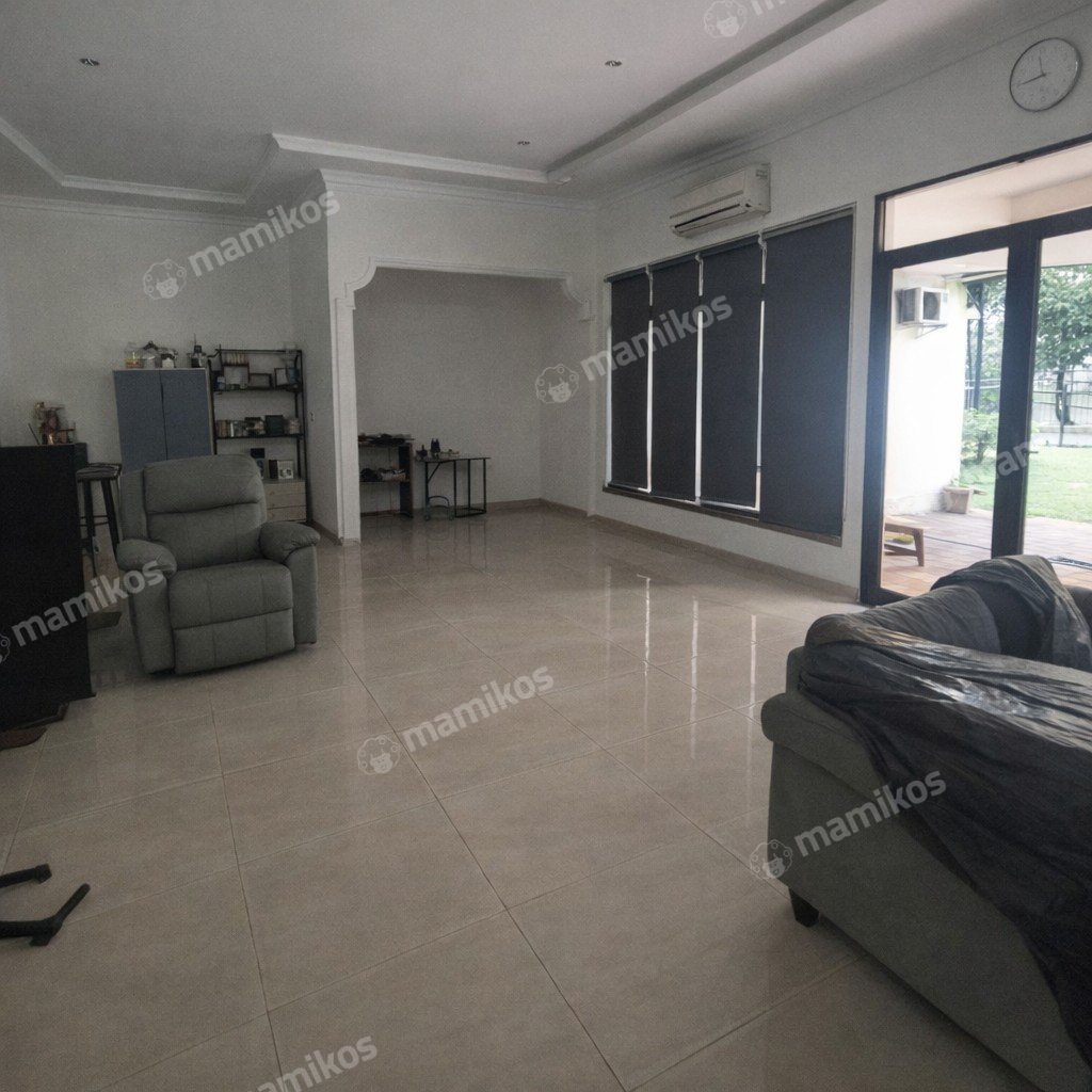 Rumah Sertifikat SHM 4 Kamar Tidur 3 Kamar Mandi Kemang Jakarta Selatan - Photo 2