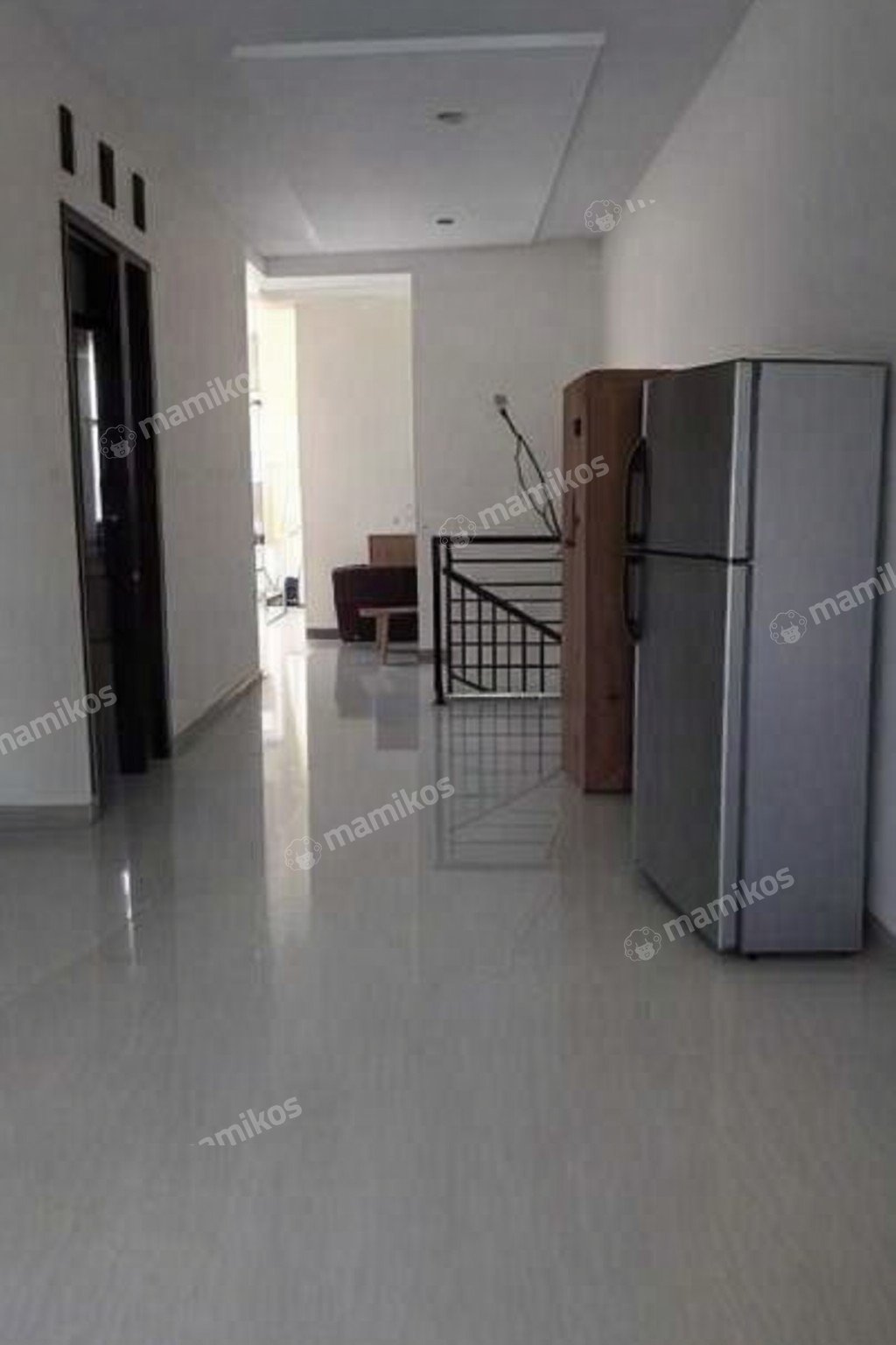 Rumah Sertifikat SHM 3 Kamar Tidur 3 Kamar Mandi Kramat Jati Jakarta Timur - Photo 4