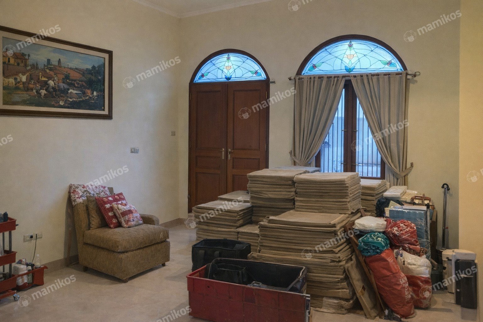 Rumah Sertifikat SHM 4 Kamar Tidur 4 Kamar Mandi Taman Surya Jakarta Barat - Photo 2