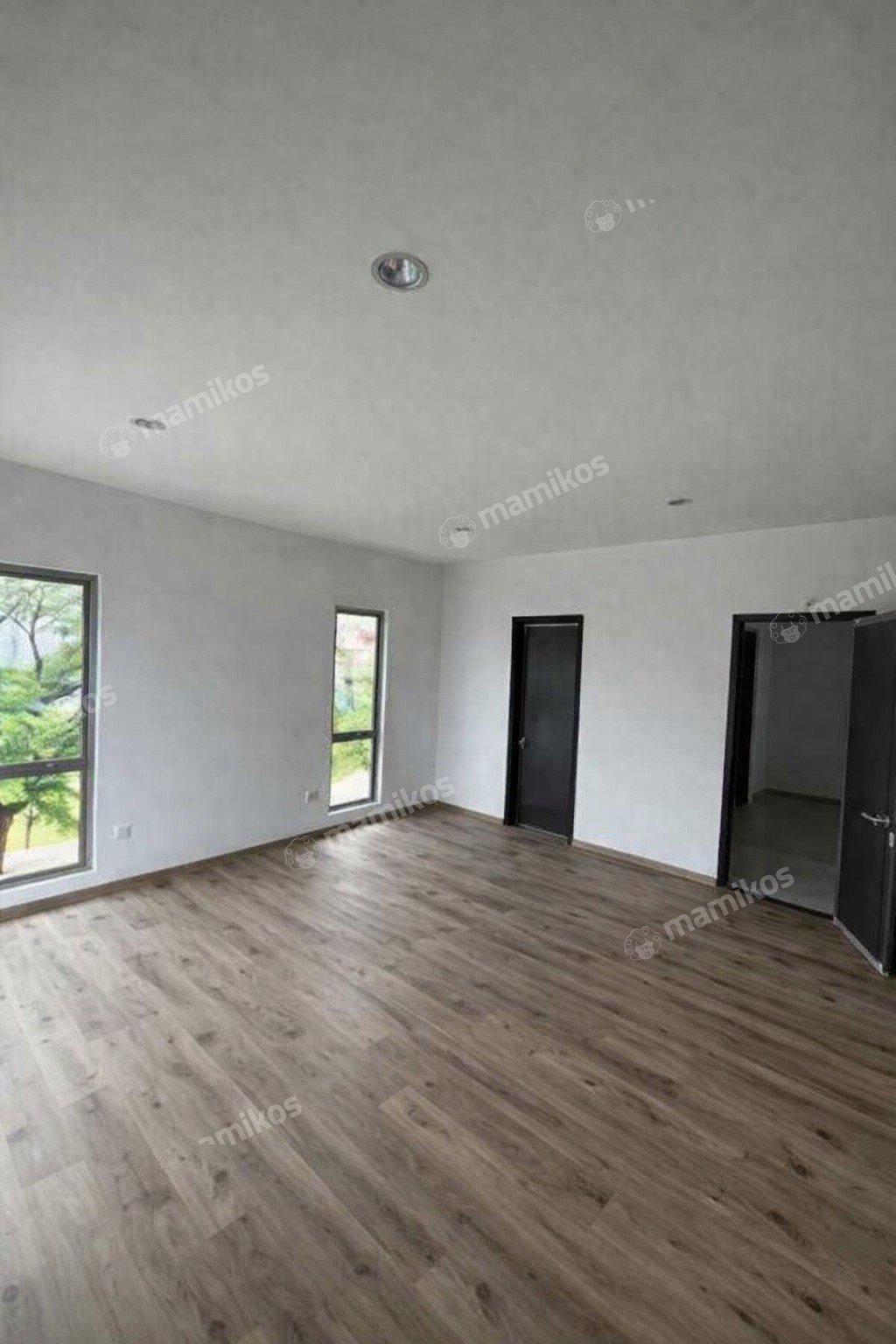 Rumah 4 Kamar Tidur 4 Kamar Mandi 2 Lantai Golf Island Jakarta Utara - Photo 3