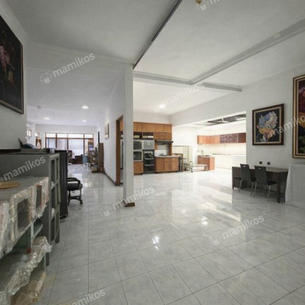 Rumah Sertifikat HGB 7 Kamar Tidur 3 Kamar Mandi Tebet Jakarta Selatan - Photo 2