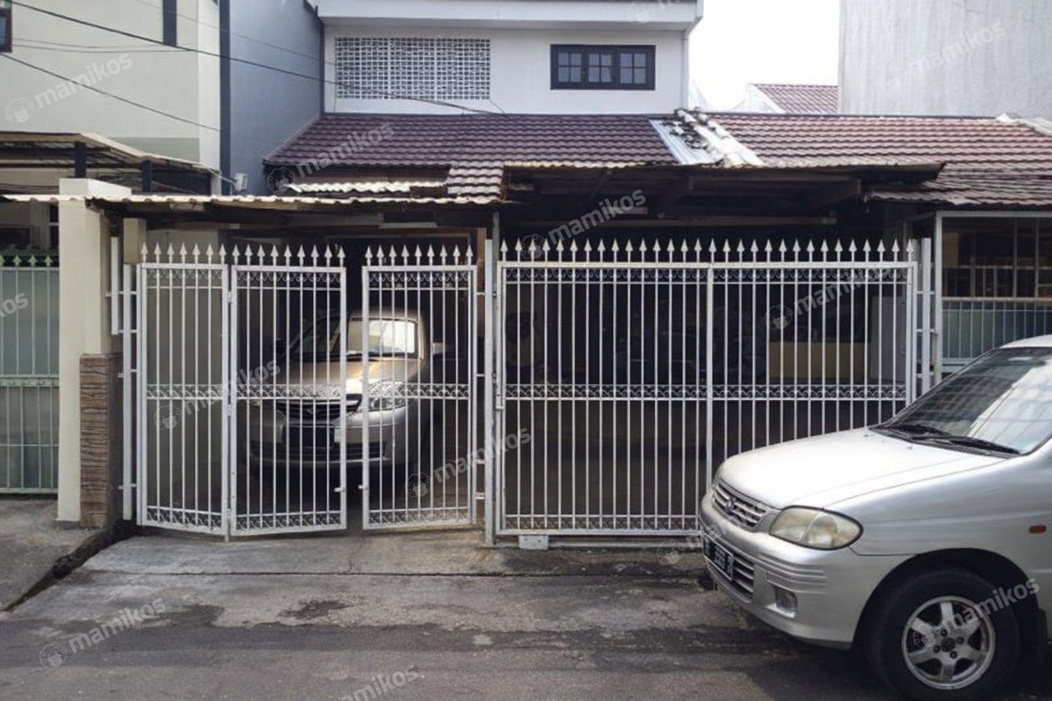 Rumah Sertifikat SHM 2 Kamar Tidur 2 Kamar Mandi Meruya Jakarta Barat