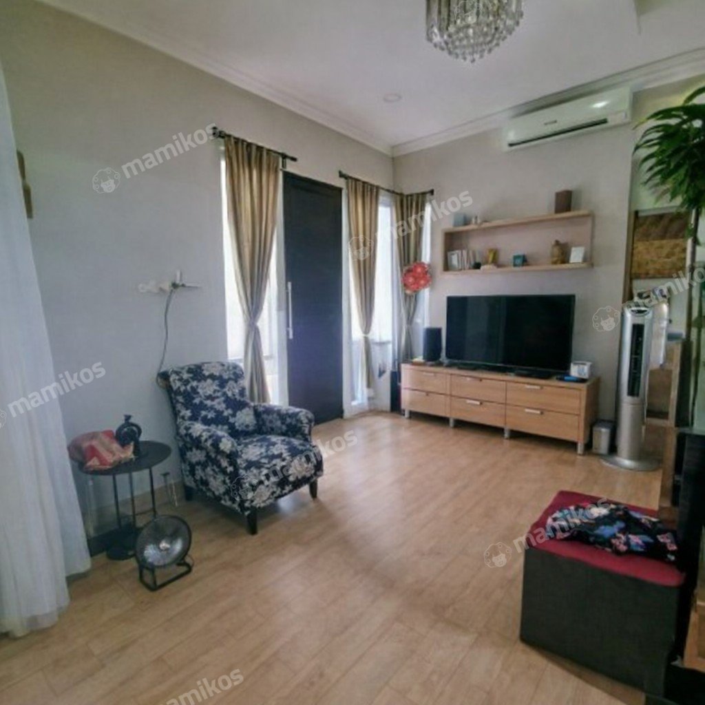 Rumah Sertifikat SHM 3 Kamar Tidur 3 Kamar Mandi Daan Mogot Jakarta Barat - Photo 2