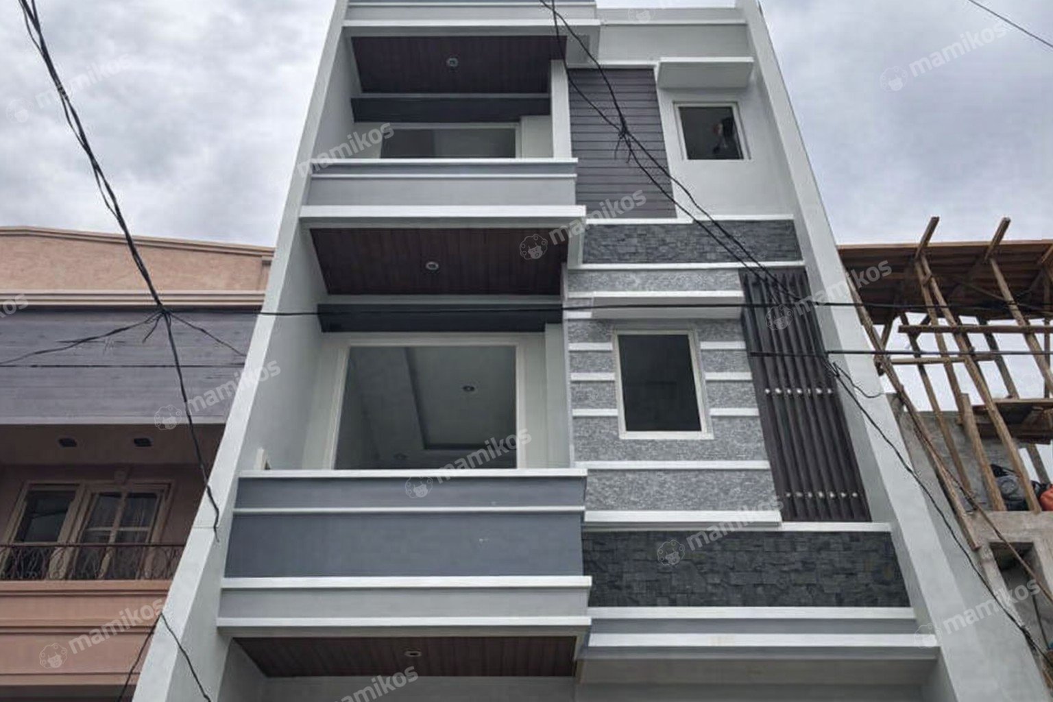 Rumah Sertifikat SHM 4 Kamar Tidur 5 Kamar Mandi Tomang Jakarta Barat