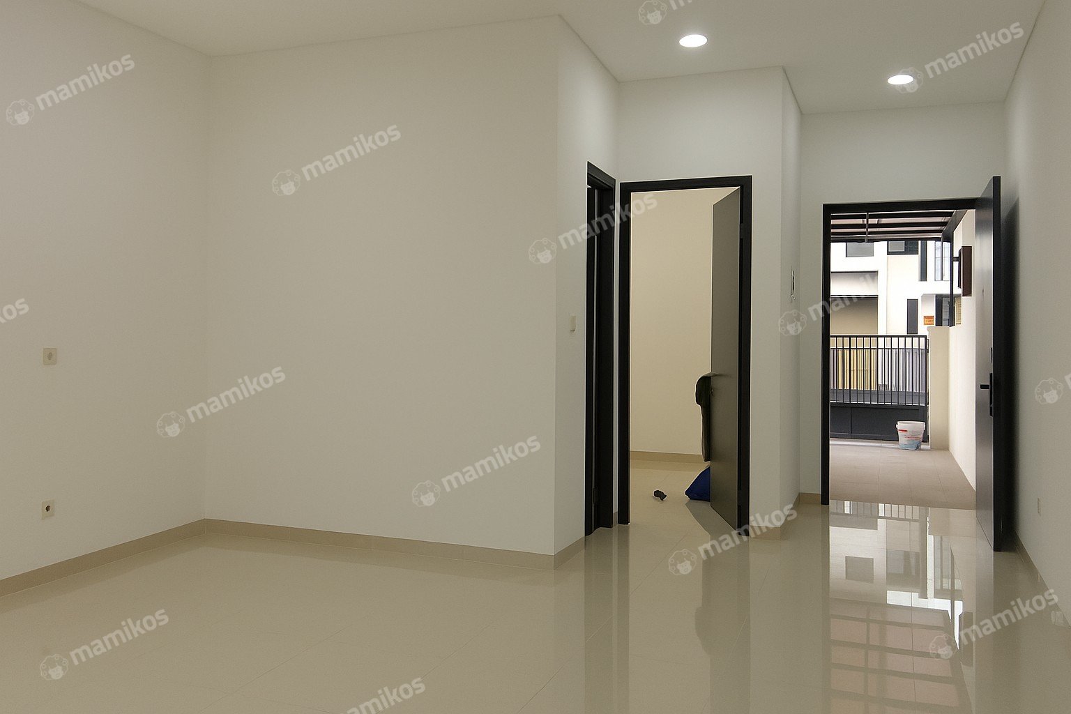 Rumah Sertifikat SHM 4 Kamar Tidur 3 Kamar Mandi Metland Puri Jakarta Barat