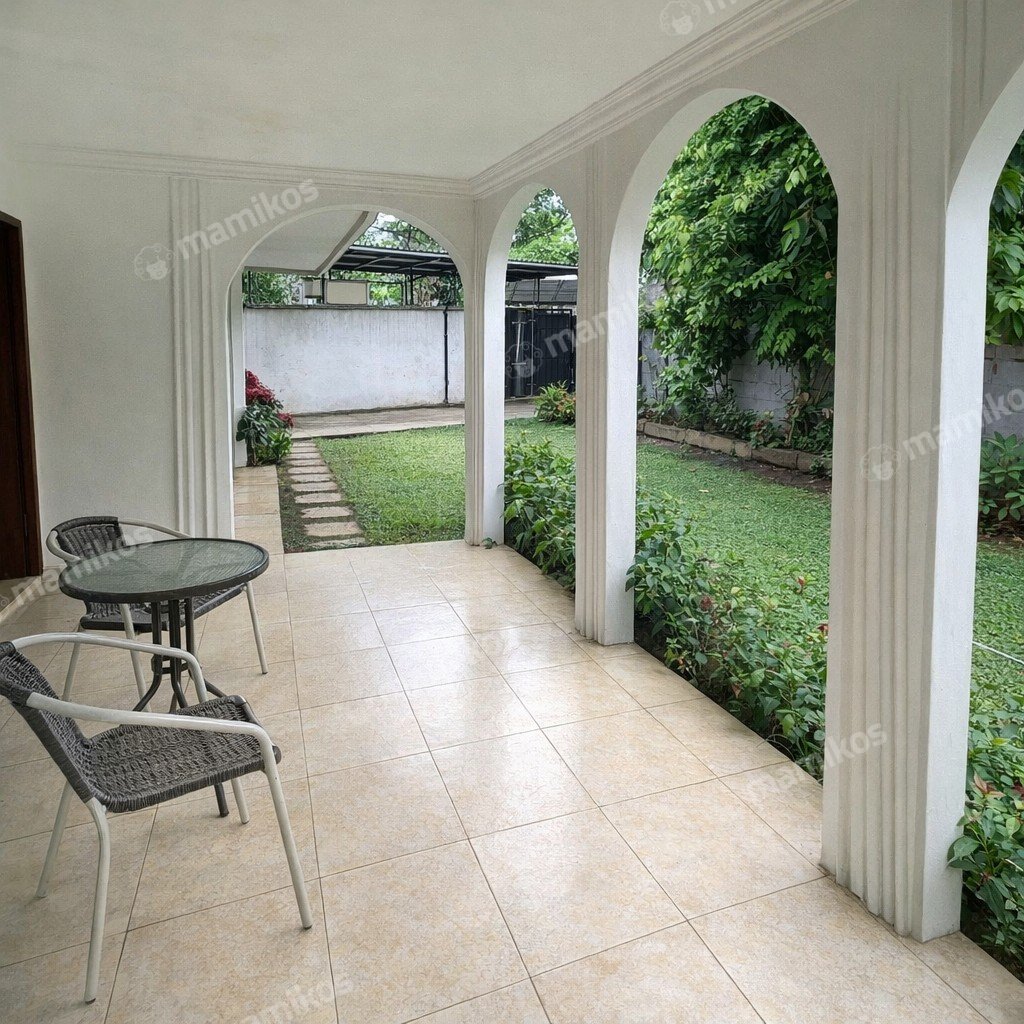 Rumah Sertifikat SHM 4 Kamar Tidur 3 Kamar Mandi Kemang Jakarta Selatan - Photo 2
