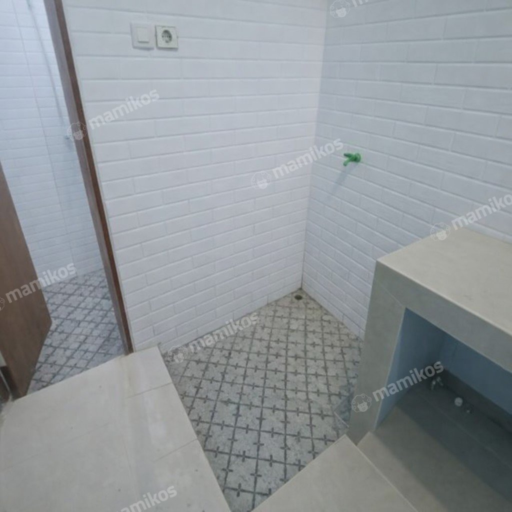 Rumah Sertifikat SHM 2 Kamar Tidur 1 Kamar Mandi Cakung Jakarta Timur - Photo 2