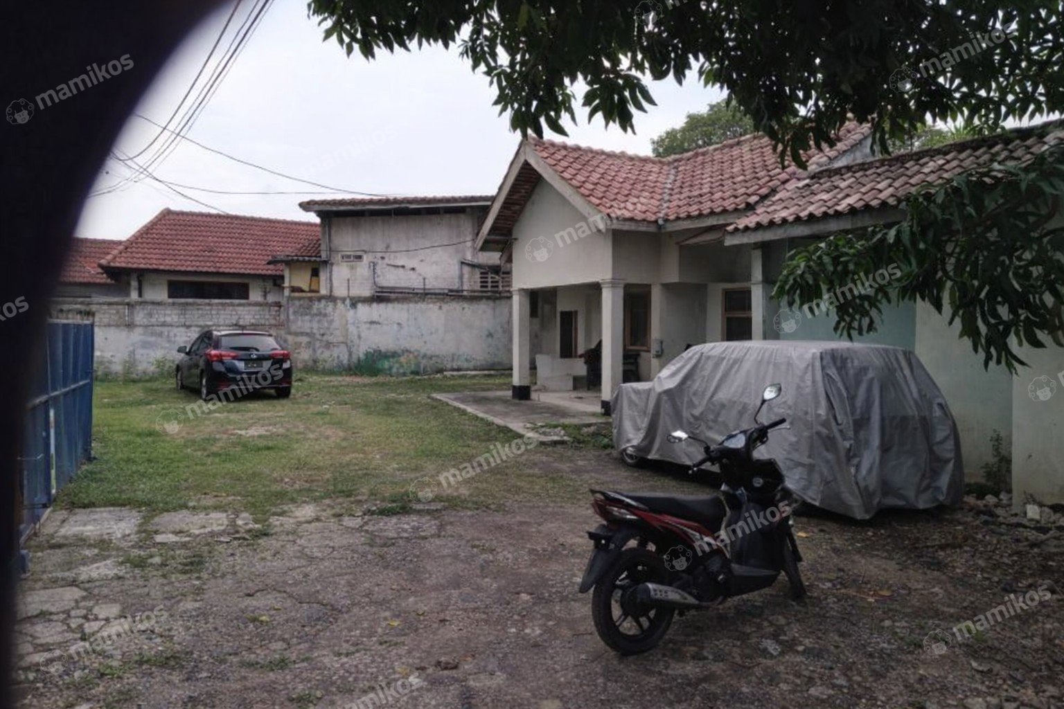 Rumah Sertifikat SHM 4 Kamar Tidur 2 Kamar Mandi Kramat Jati Jakarta Timur - Photo 2