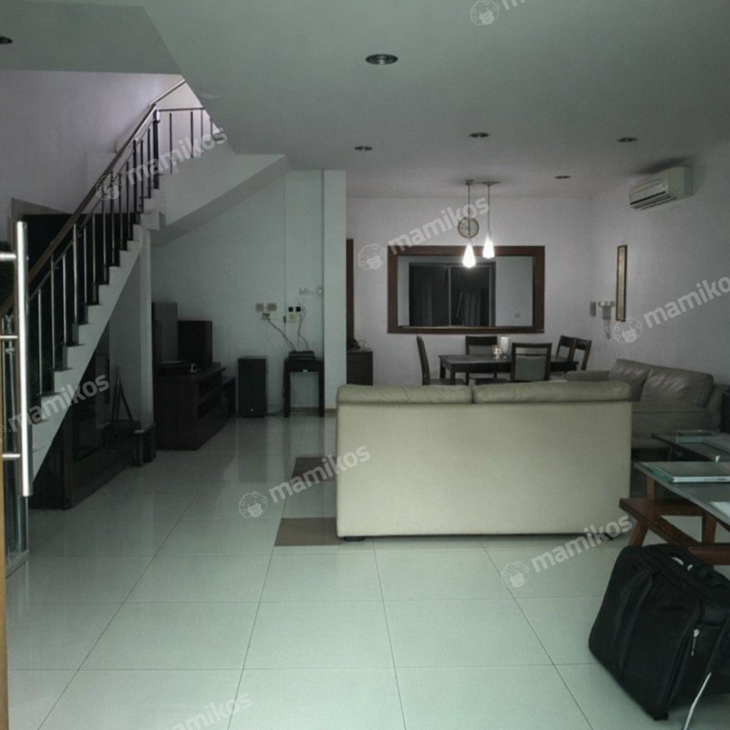 Rumah Sertifikat SHM 5 Kamar Tidur 4 Kamar Mandi Tanjung Duren Jakarta Barat - Photo 2