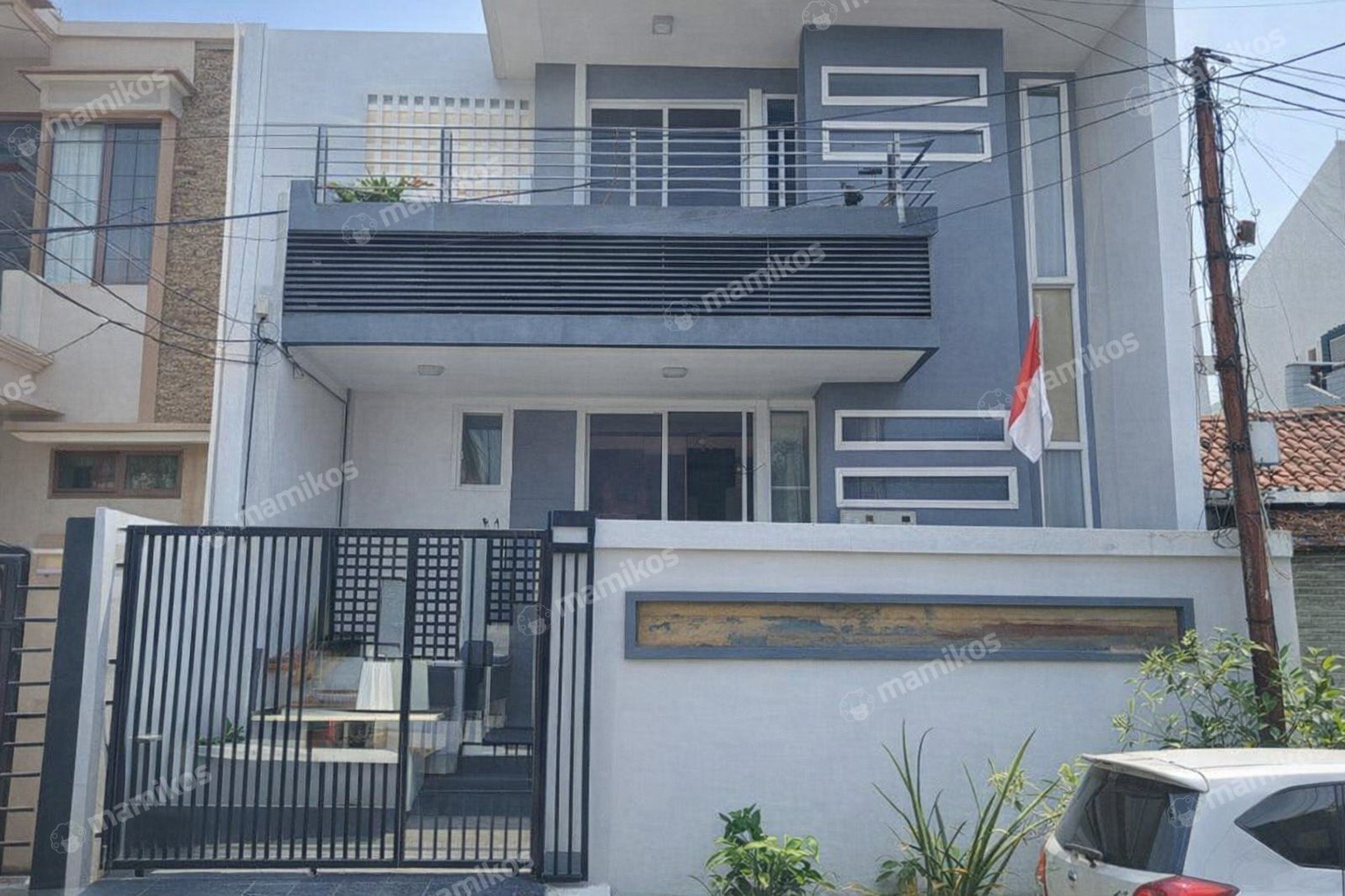 Rumah Sertifikat SHM 4 Kamar Tidur 3 Kamar Mandi Green Ville Jakarta Barat
