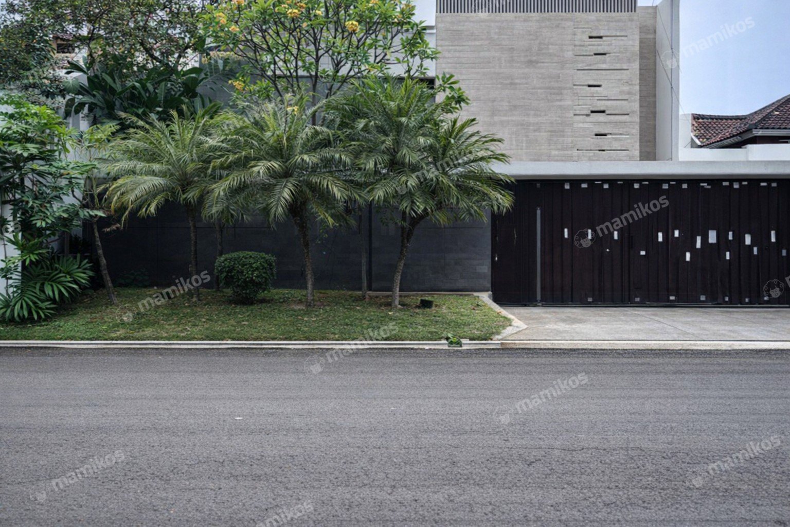 Rumah Sertifikat SHM 4 Kamar Tidur 4 Kamar Mandi Pondok Indah Jakarta Selatan