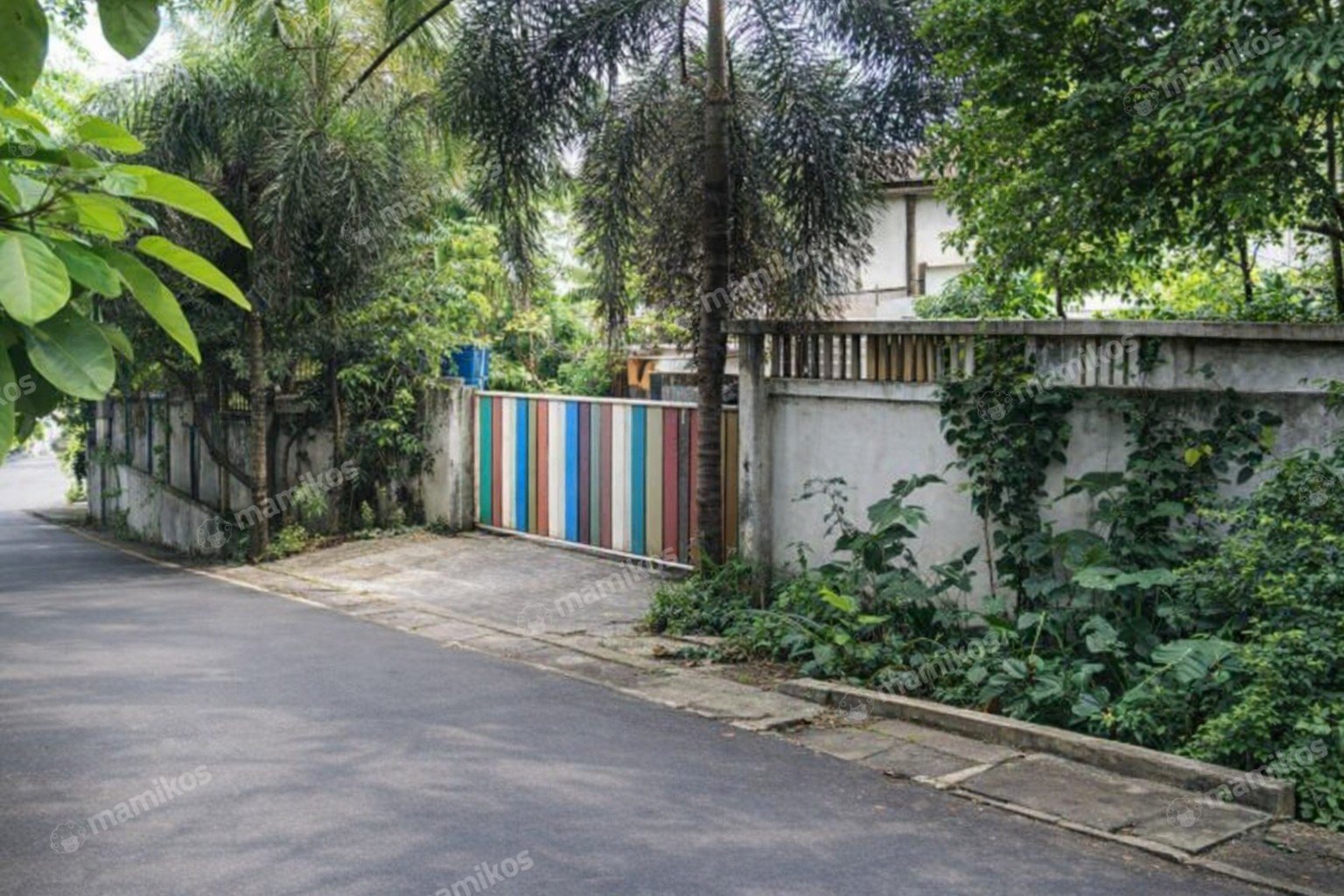 Rumah Sertifikat SHM 5 Kamar Tidur 4 Kamar Mandi Pondok Labu Jakarta Selatan - Photo 2