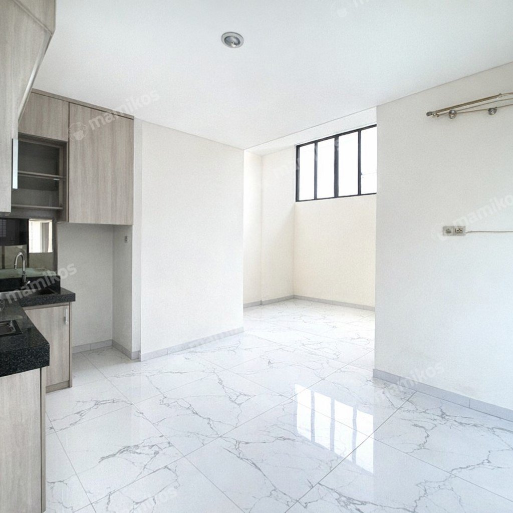 Rumah Sertifikat HGB 4 Kamar Tidur 4 Kamar Mandi Jakarta Garden City Jakarta Timur - Photo 5