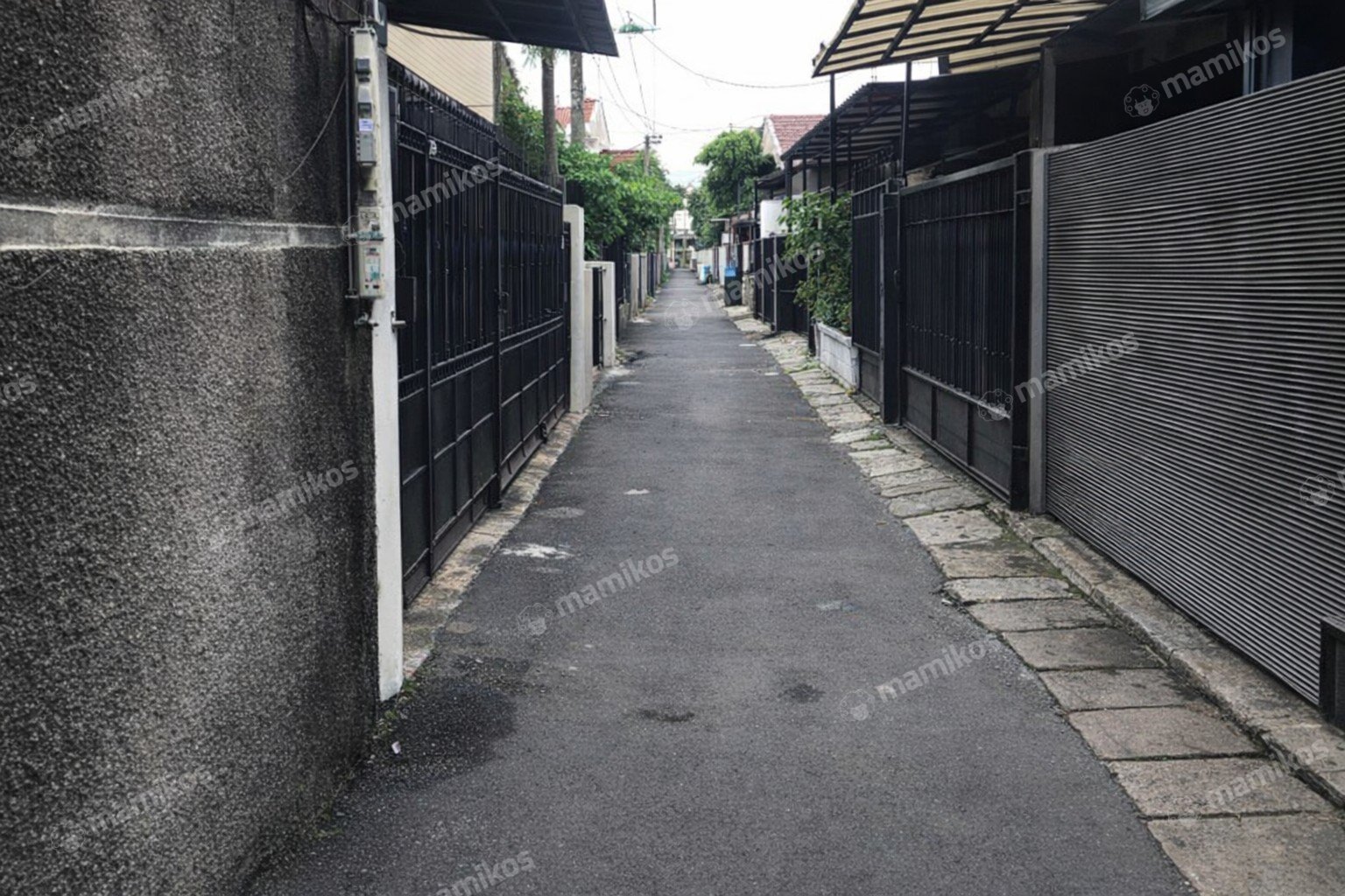 Rumah Sertifikat SHM 3 Kamar Tidur 1 Kamar Mandi Tebet Jakarta Selatan