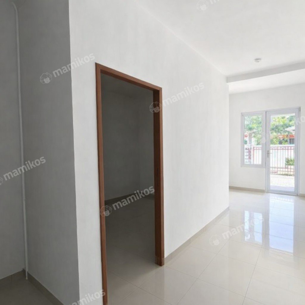 Rumah Sertifikat SHM 3 Kamar Tidur 3 Kamar Mandi Kelapa Gading Jakarta Utara - Photo 2