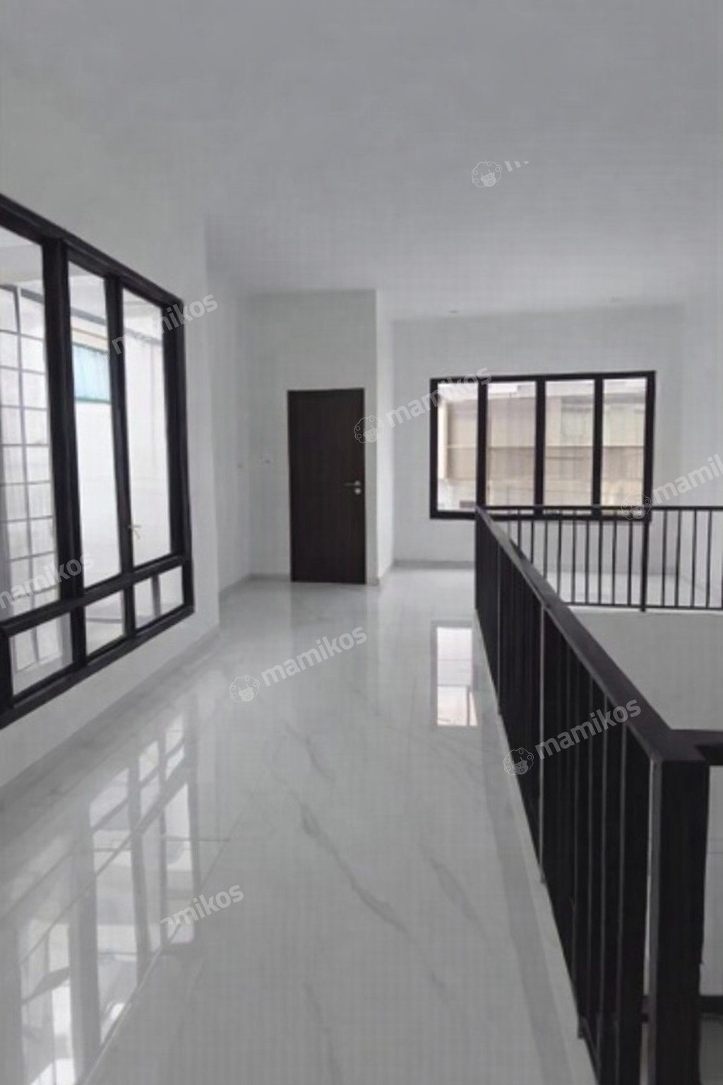 Rumah Sertifikat SHM 3 Kamar Tidur 3 Kamar Mandi Meruya Jakarta Barat - Photo 2