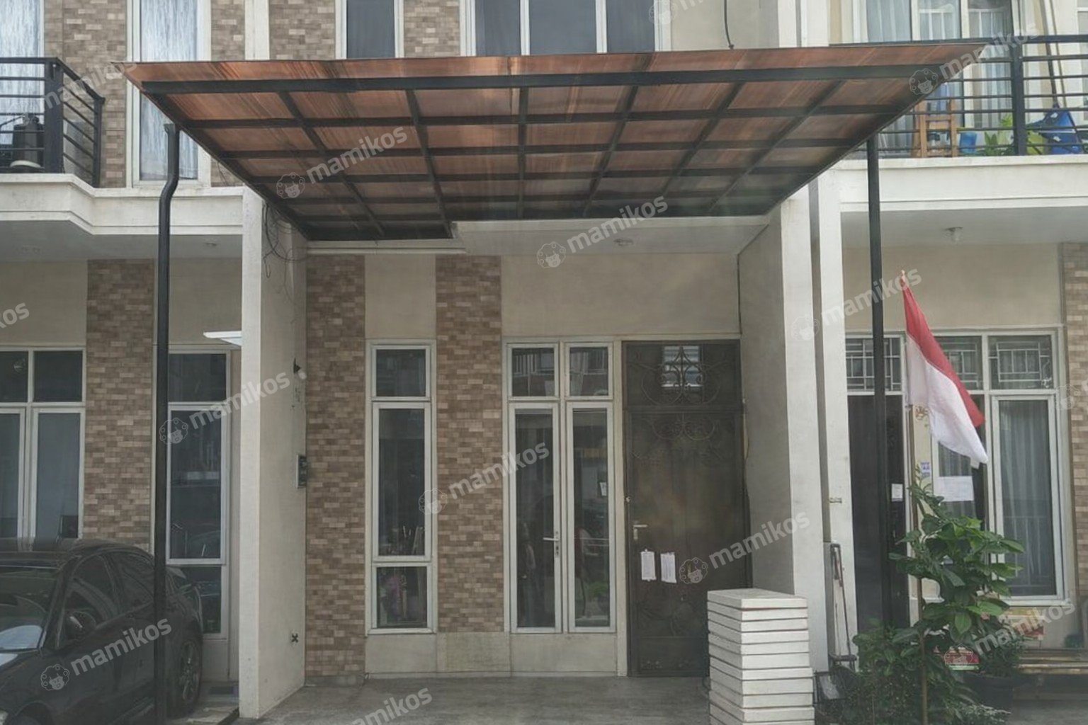 Rumah Sertifikat SHM 2 Kamar Tidur 2 Kamar Mandi Taman Surya Jakarta Barat