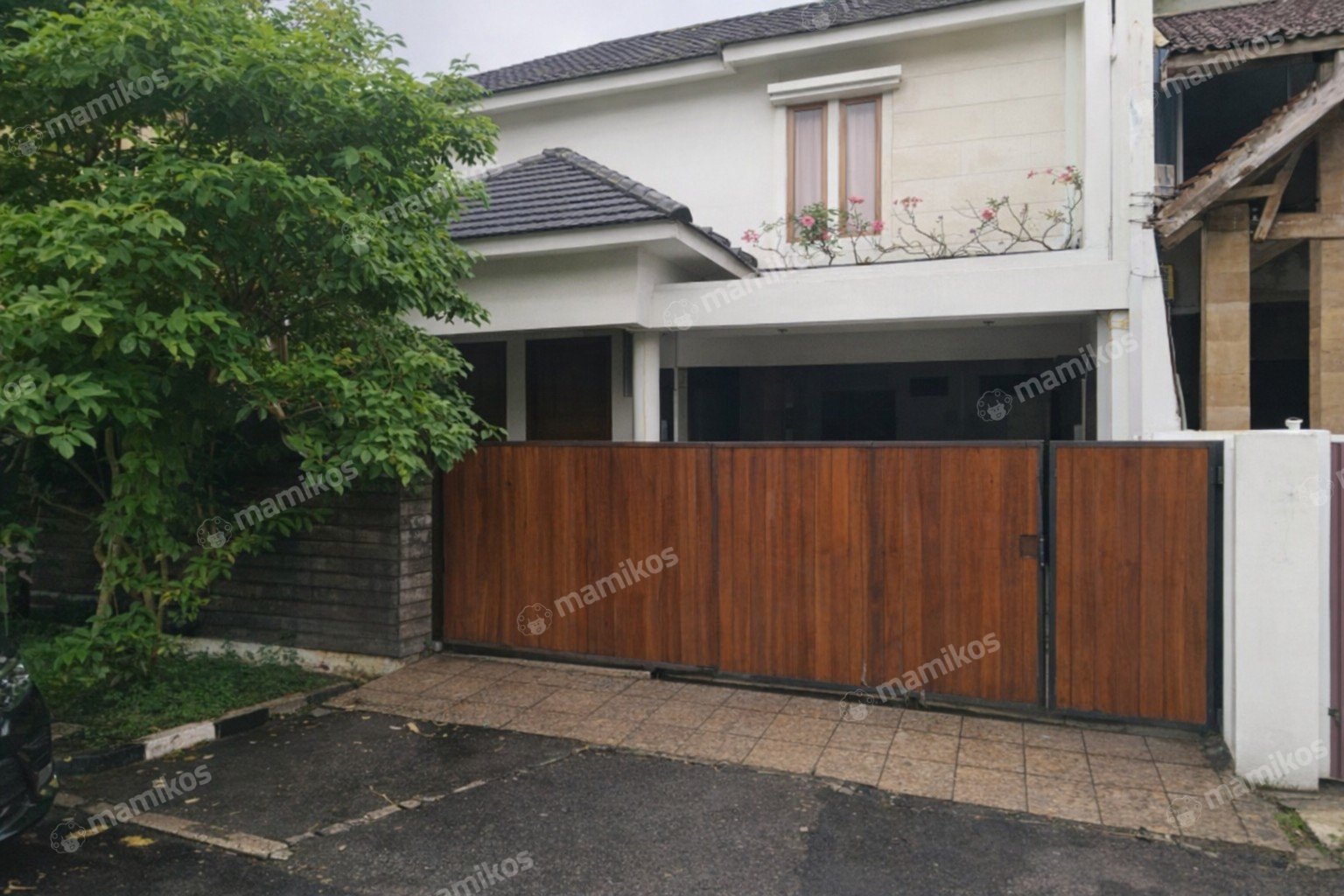 Rumah 5KT 5KM Tanjung Barat Jakarta Selatan