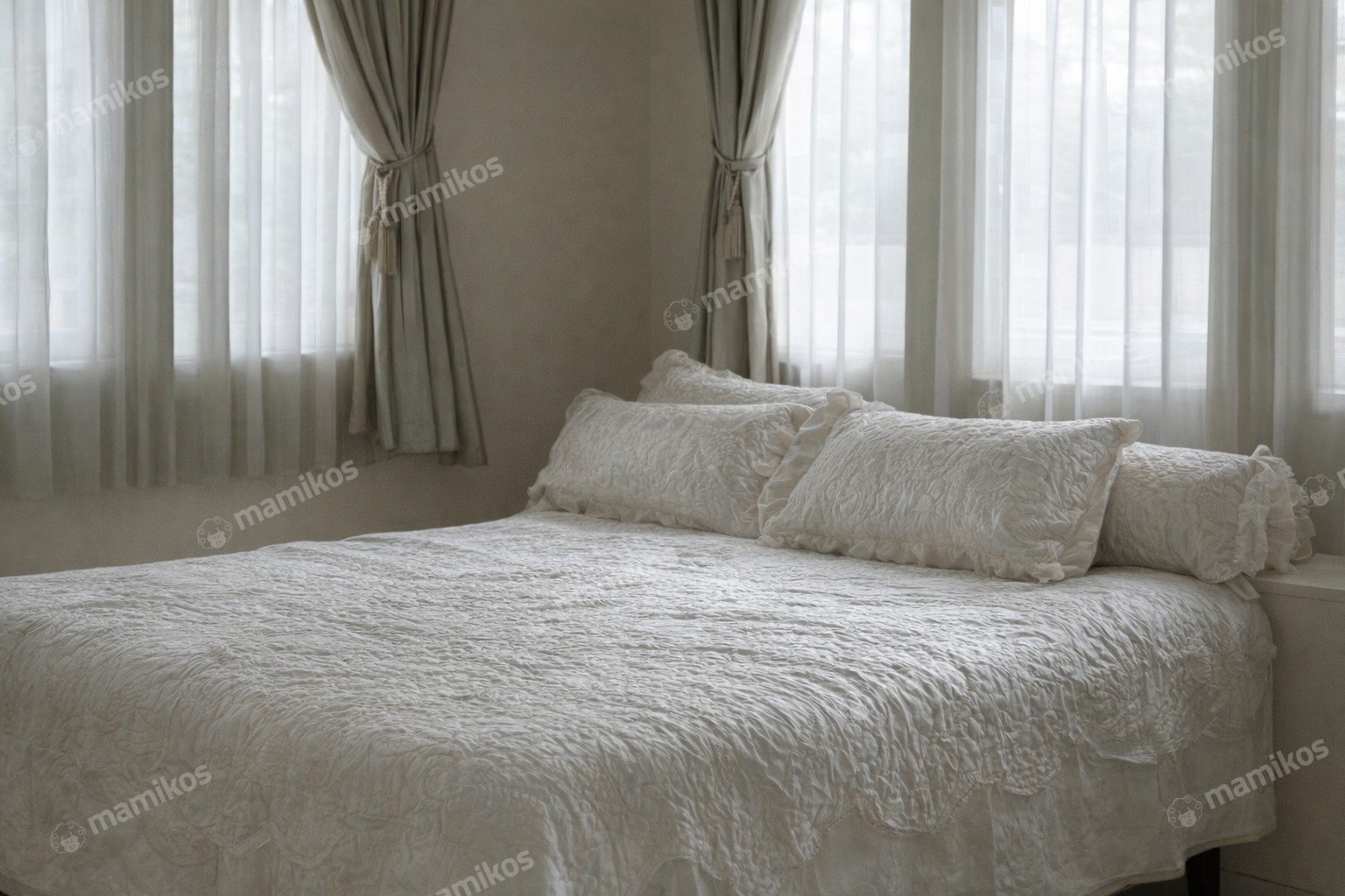 Rumah Sertifikat SHM 7 Kamar Tidur 6 Kamar Mandi Green Ville Jakarta Barat