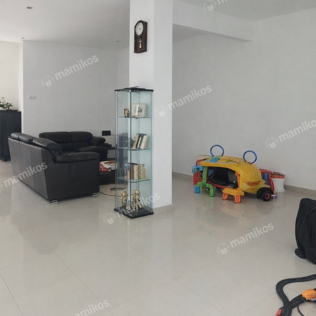 Rumah Sertifikat SHM 3 Kamar Tidur 2 Kamar Mandi Citra Grand Jakarta Timur - Photo 3