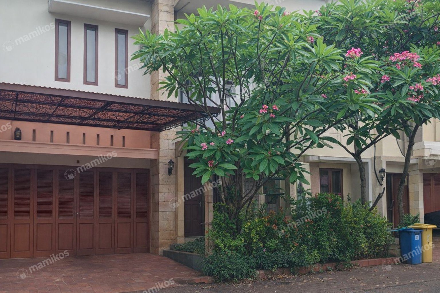 Rumah Sertifikat SHM 4 Kamar Tidur 4 Kamar Mandi Fatmawati Jakarta Selatan