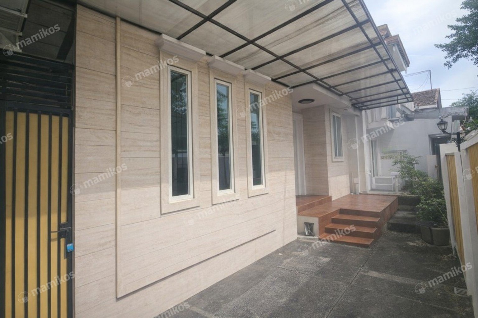 Rumah Sertifikat SHM 5 Kamar Tidur 3 Kamar Mandi Kebon Jeruk Jakarta Barat - Photo 2