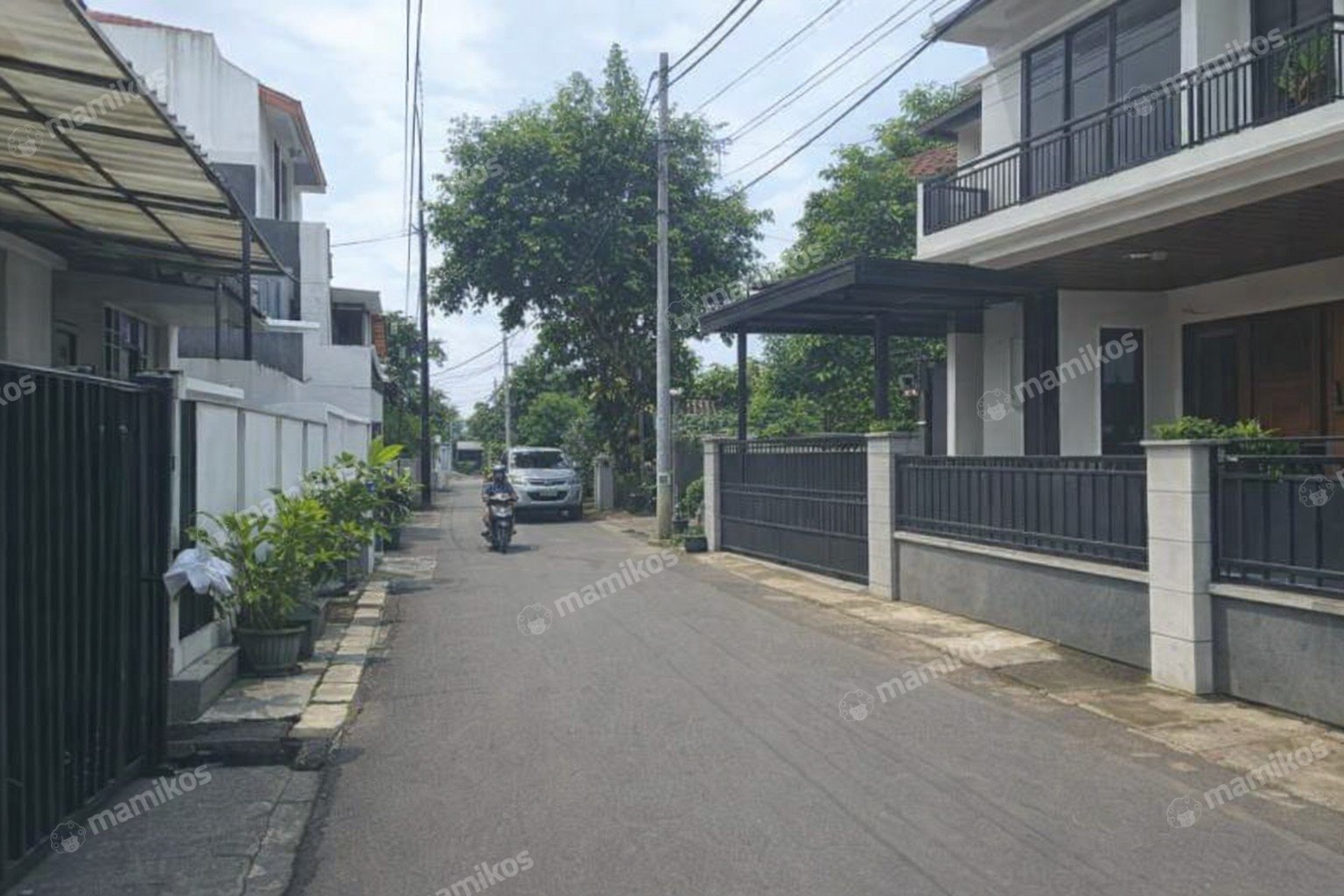 Rumah Sertifikat SHM 5 Kamar Tidur 3 Kamar Mandi Kebon Jeruk Jakarta Barat - Photo 5