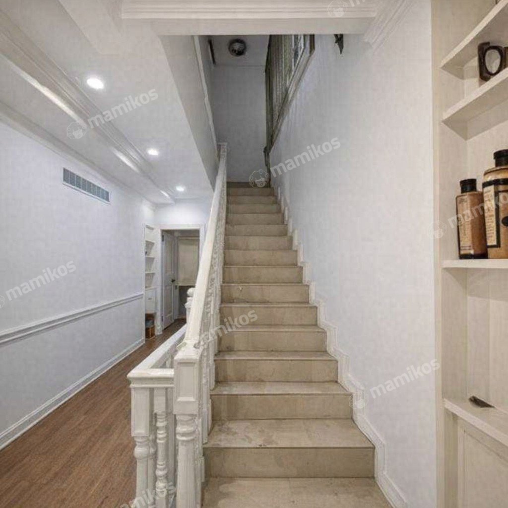 Rumah Sertifikat SHM 4 Kamar Tidur 5 Kamar Mandi Taman Palem Jakarta Barat - Photo 2