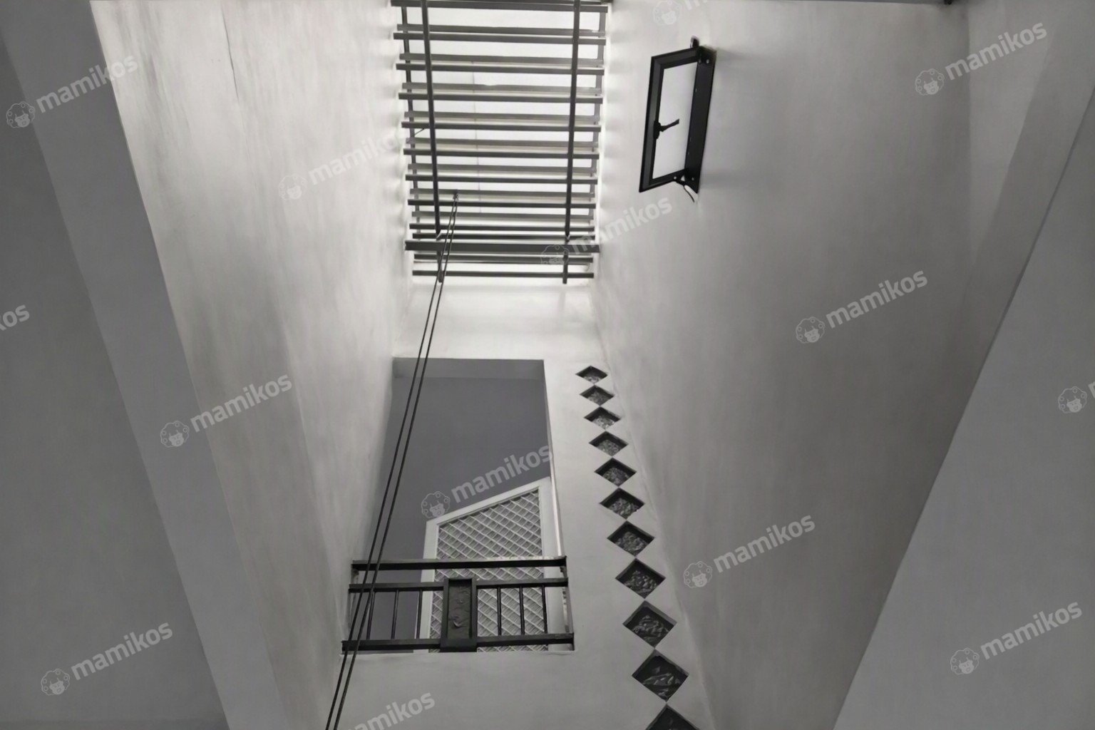 Rumah Sertifikat SHM 3 Kamar Tidur 3 Kamar Mandi Sunter Jakarta Utara - Photo 5