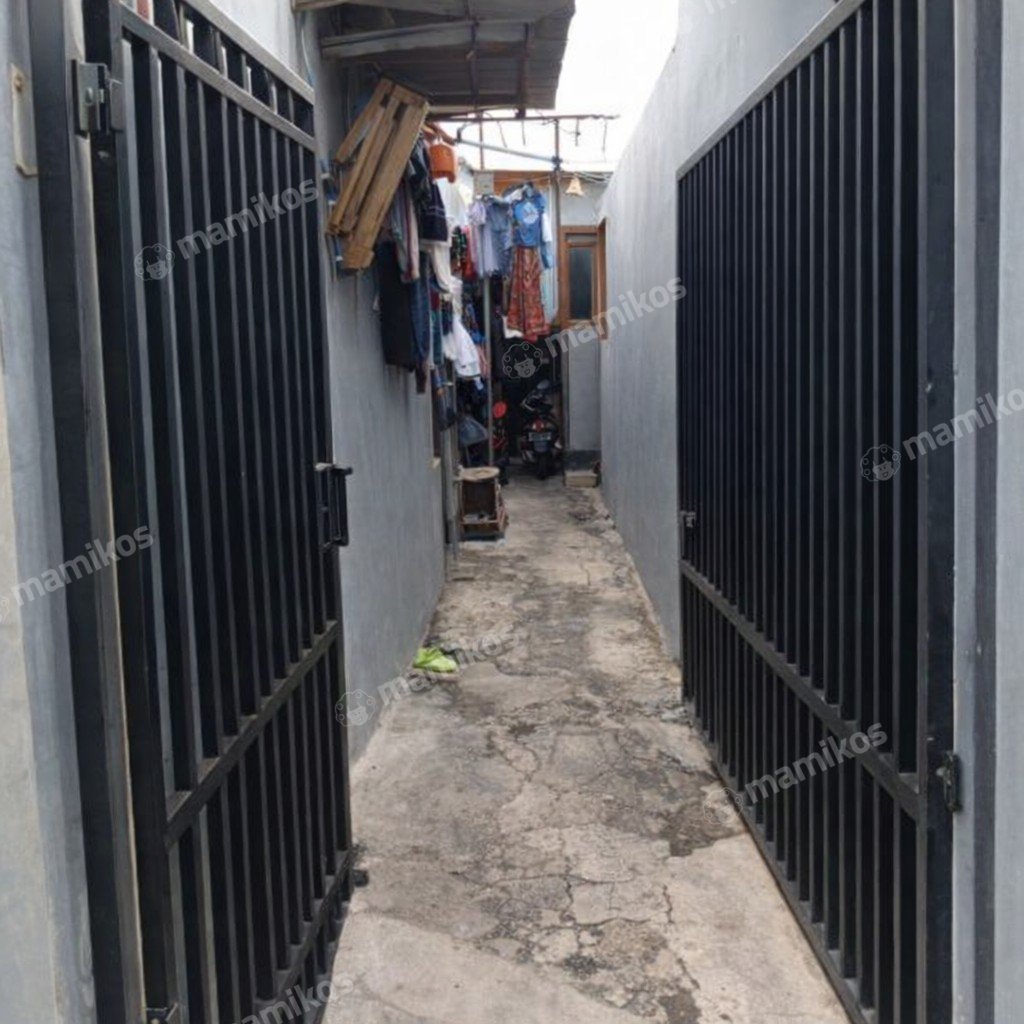 Rumah Sertifikat HGB 11 Kamar Tidur 11 Kamar Mandi Kebon Jeruk Jakarta Barat - Photo 3