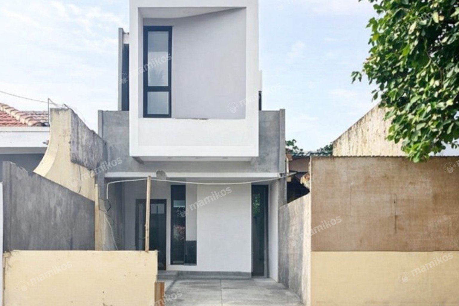 Rumah Baru Sertifikat SHM 3 Kamar Tidur Kayu Putih Jakarta Timur