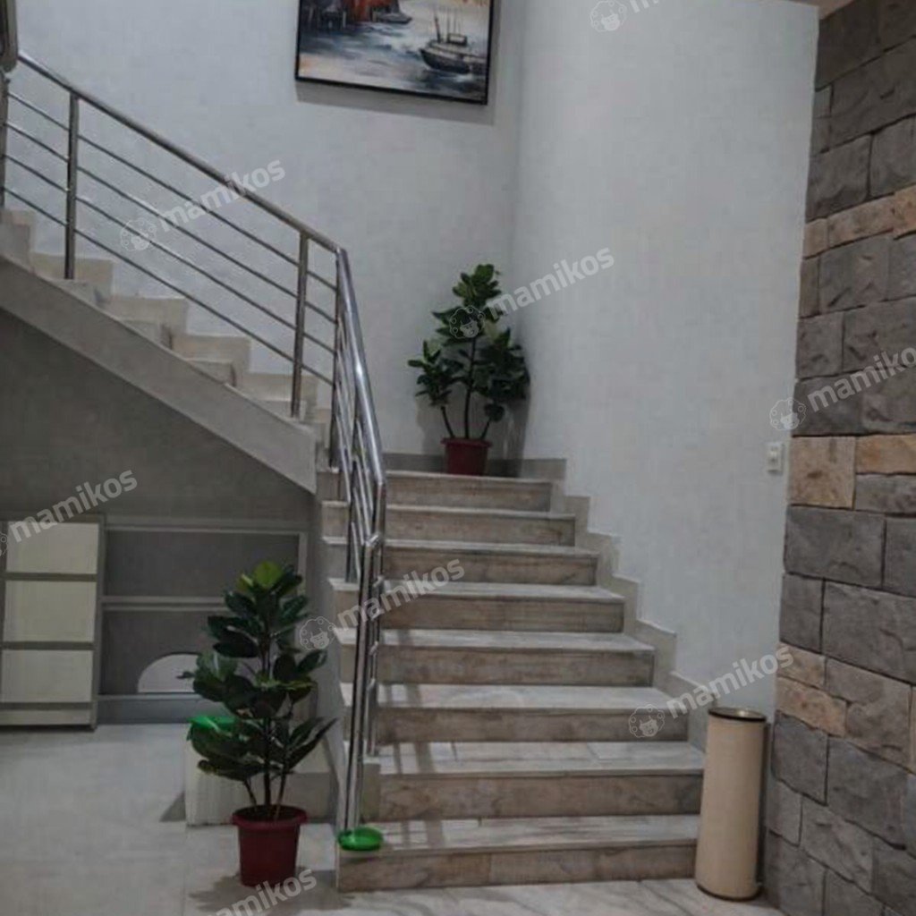 Rumah Sertifikat SHM 6 Kamar Tidur 5 Kamar Mandi Kebon Jeruk Jakarta Barat - Photo 4