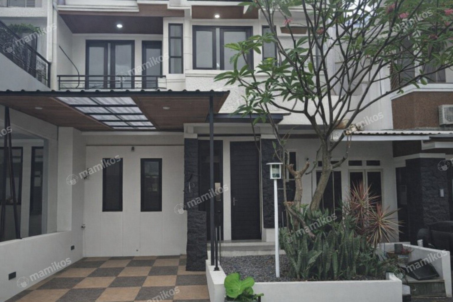 Rumah Sertifikat SHM 3 Kamar Tidur 2 Kamar Mandi Srengseng Jakarta Barat