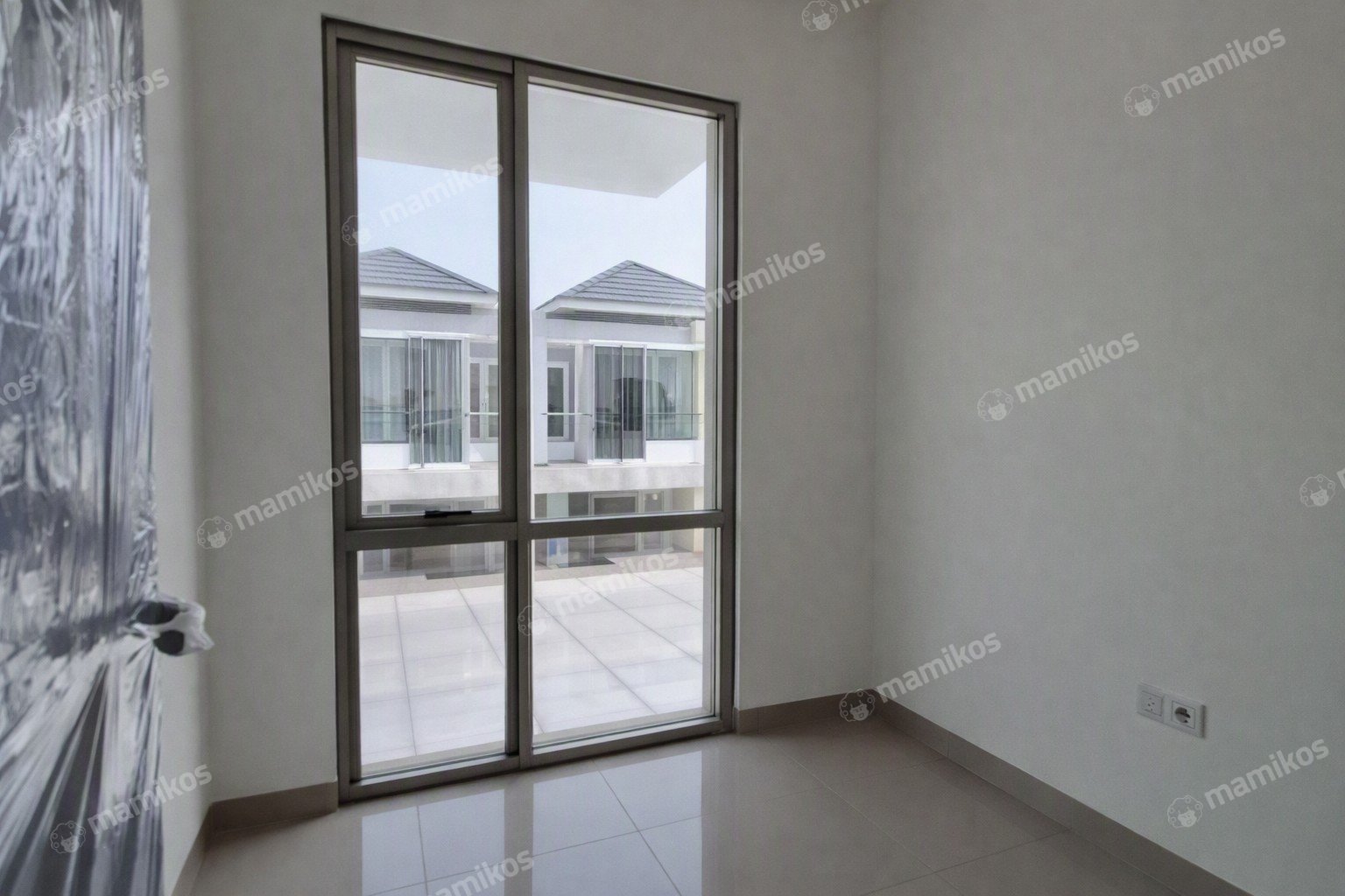Rumah Baru 3 Kamar Tidur 3 Kamar Mandi Pantai Indah Kapuk Jakarta Utara - Photo 4