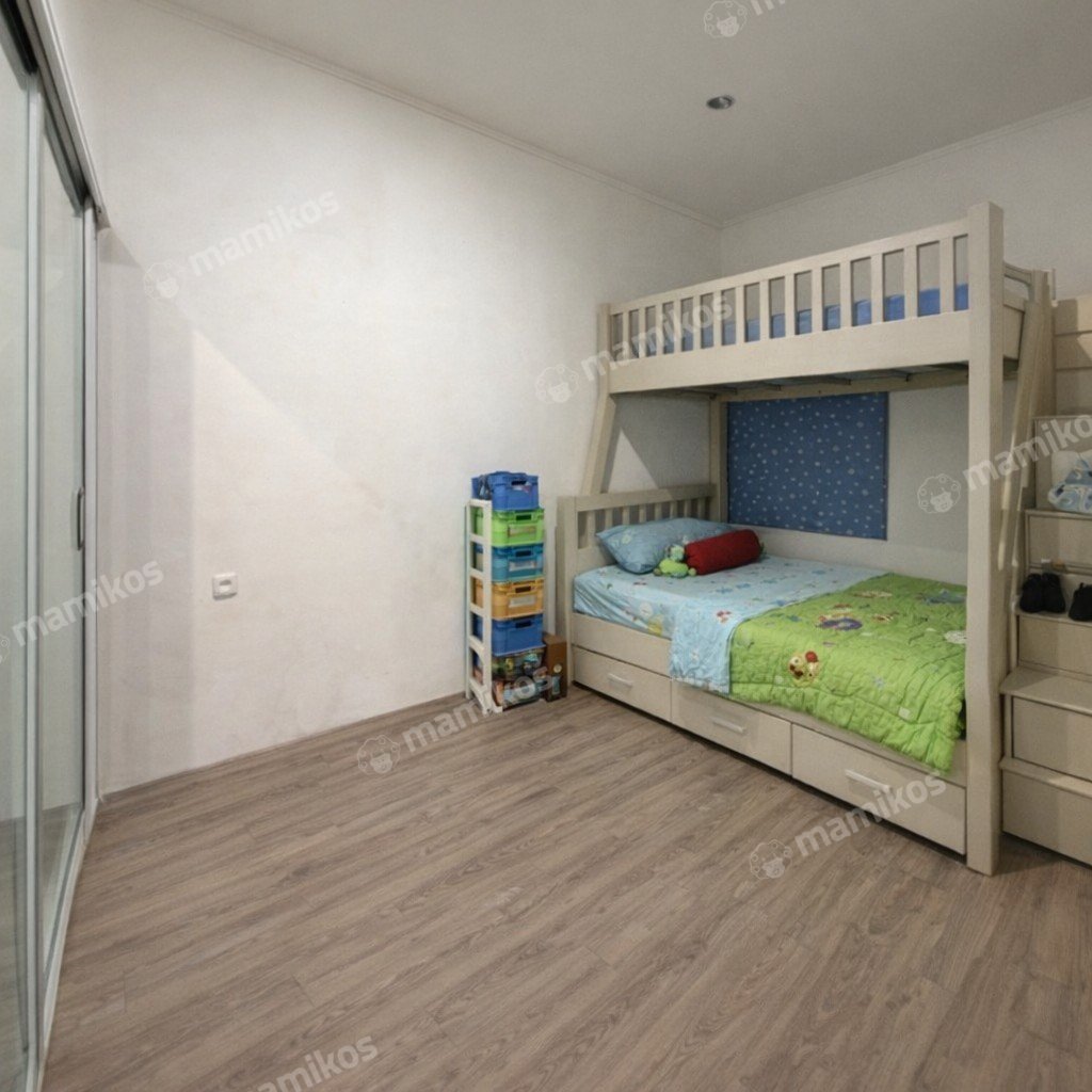 Rumah Sertifikat SHM 6 Kamar Tidur 6 Kamar Mandi Taman Ratu Jakarta Barat - Photo 2