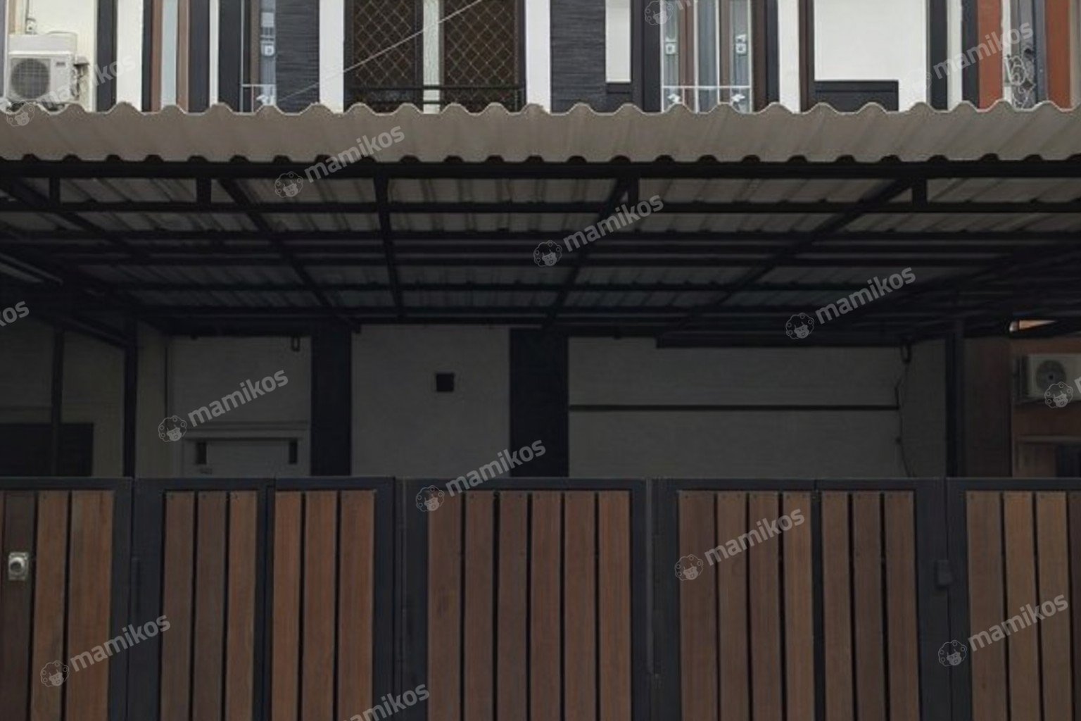 Rumah Sertifikat SHM 4 Kamar Tidur 4 Kamar Mandi Duren Sawit Jakarta Timur