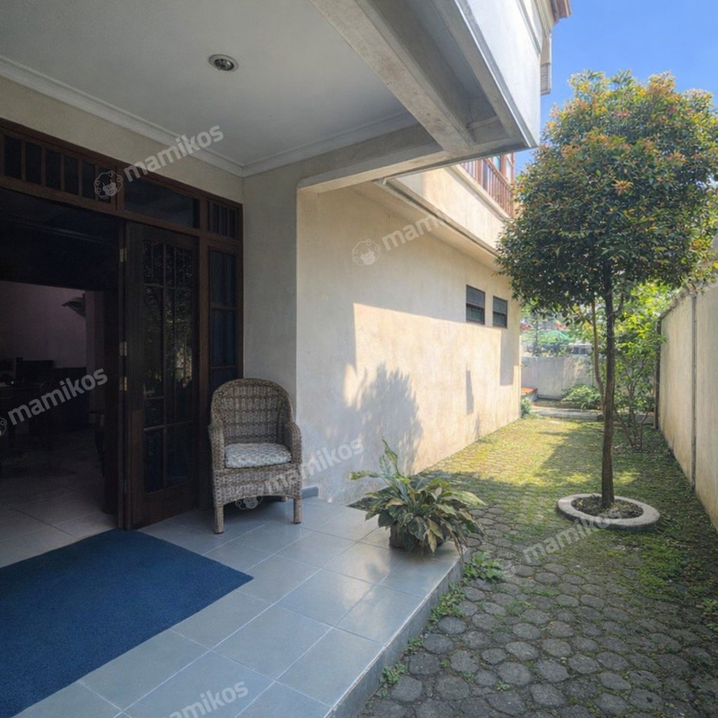 Rumah Sertifikat SHM 7 Kamar Tidur 7 Kamar Mandi Duren Sawit Jakarta Timur - Photo 3